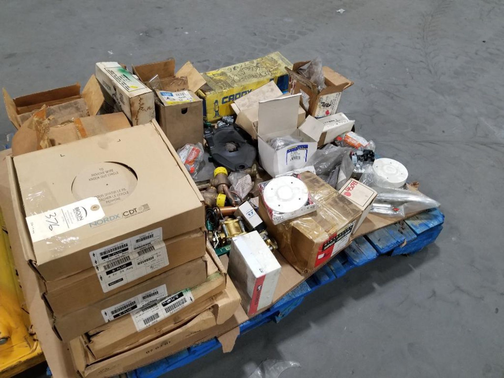 Pallet of assorted parts and hardware. - Image 2 of 18