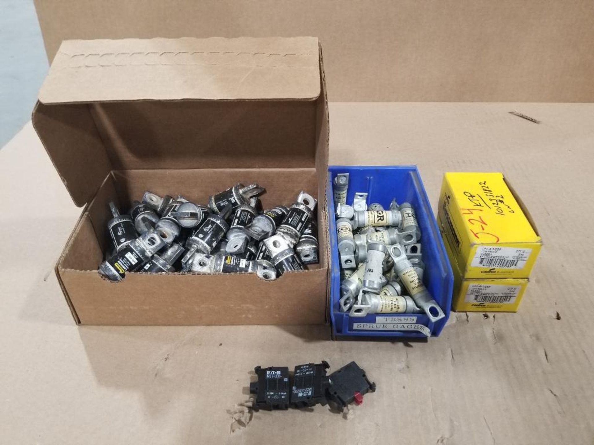 Assorted breakers and fuses.