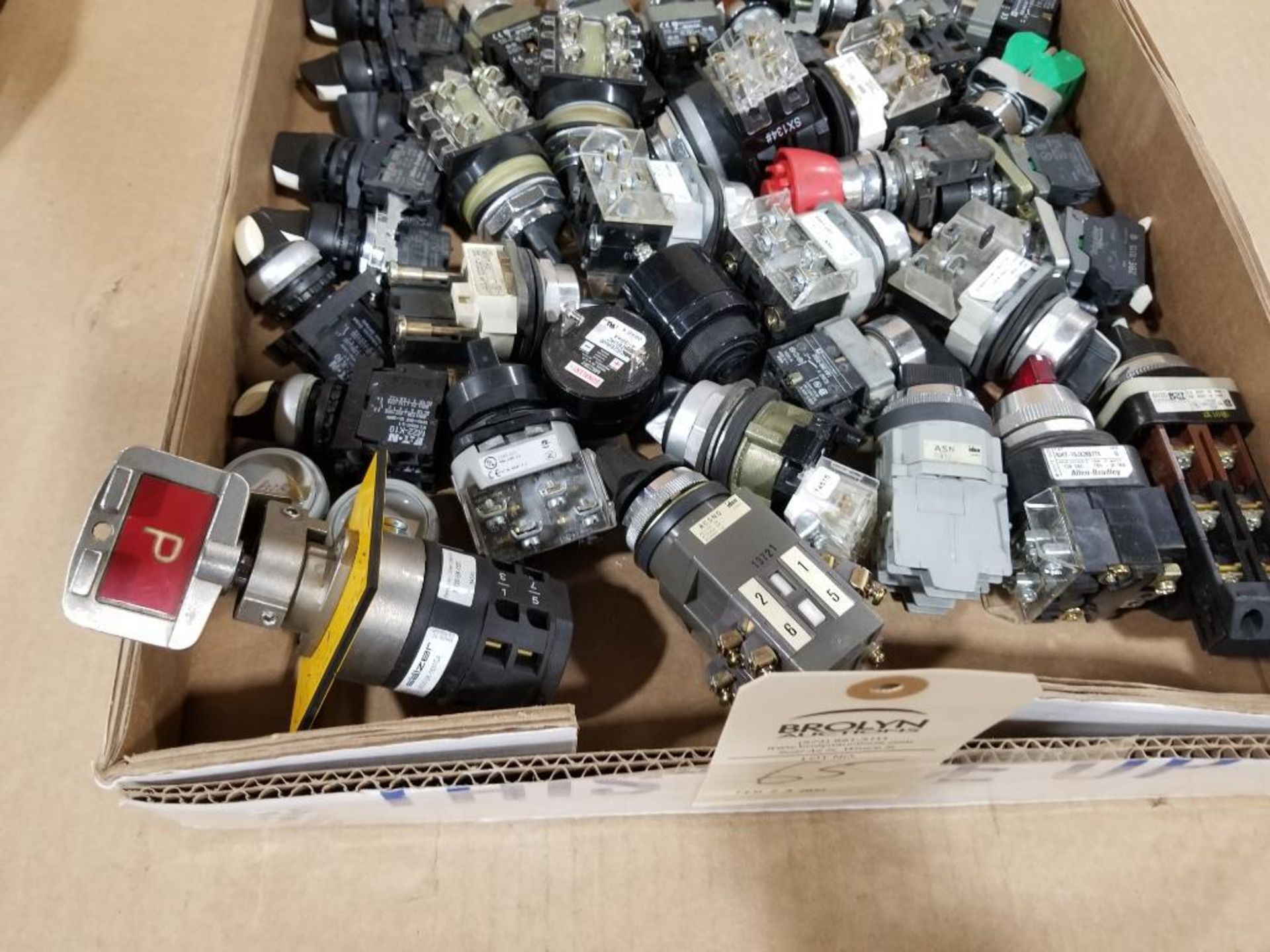Large assortment of push buttons, pilot lots, switches, etc. - Image 14 of 16