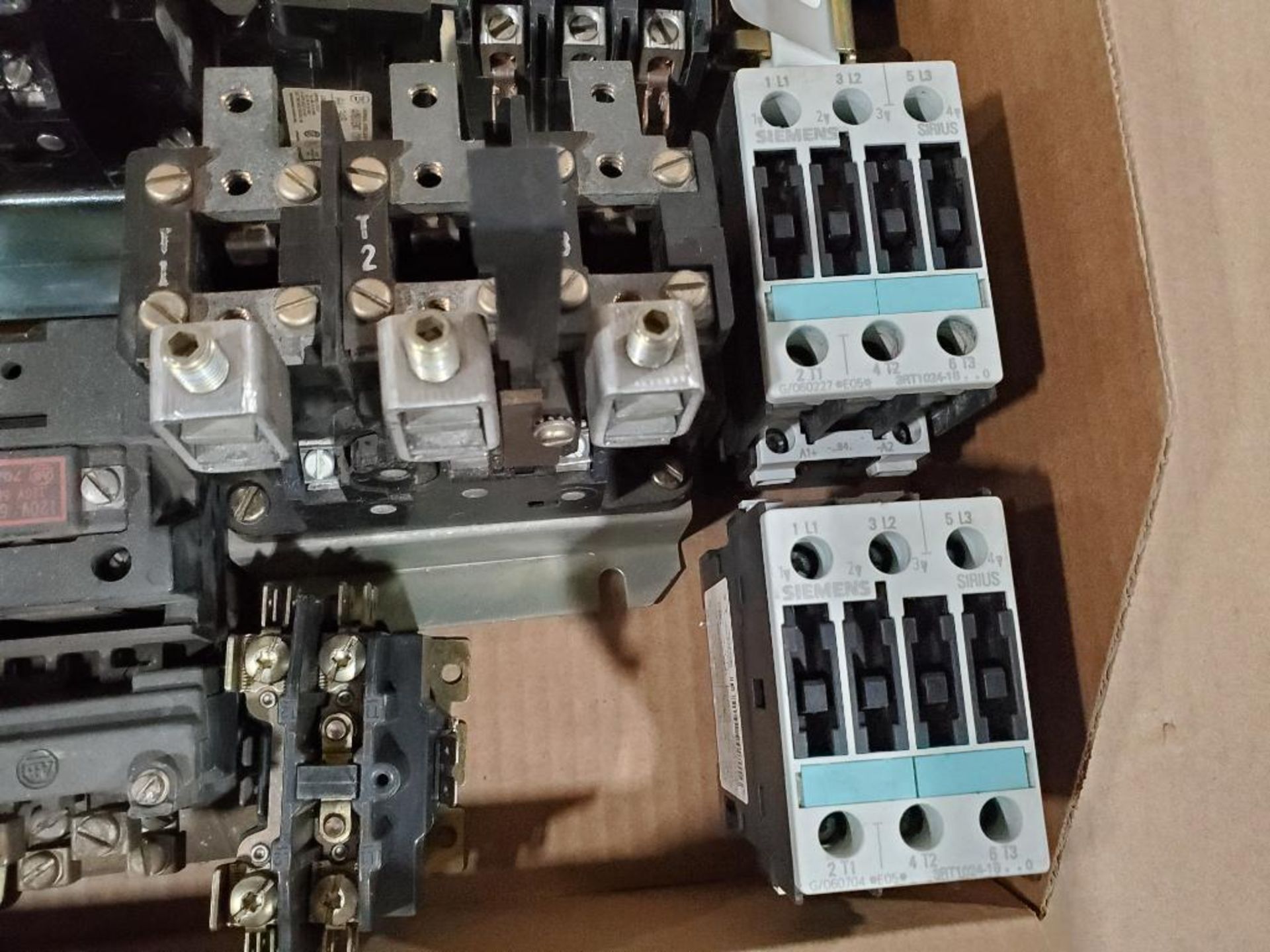 Assorted contactors. - Image 4 of 5