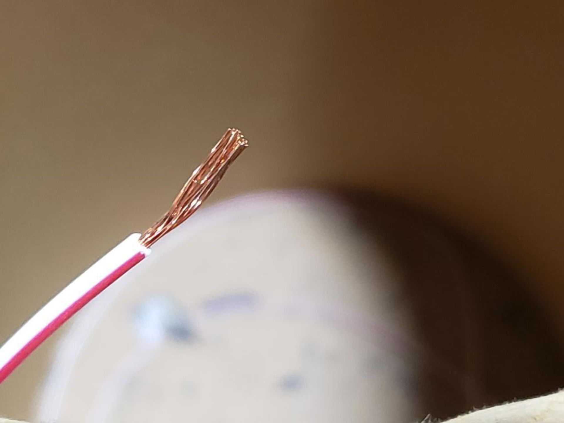 10 awg white with red print copper wire. Gross barrel weight, 199lbs. Partial barrel. - Image 3 of 5