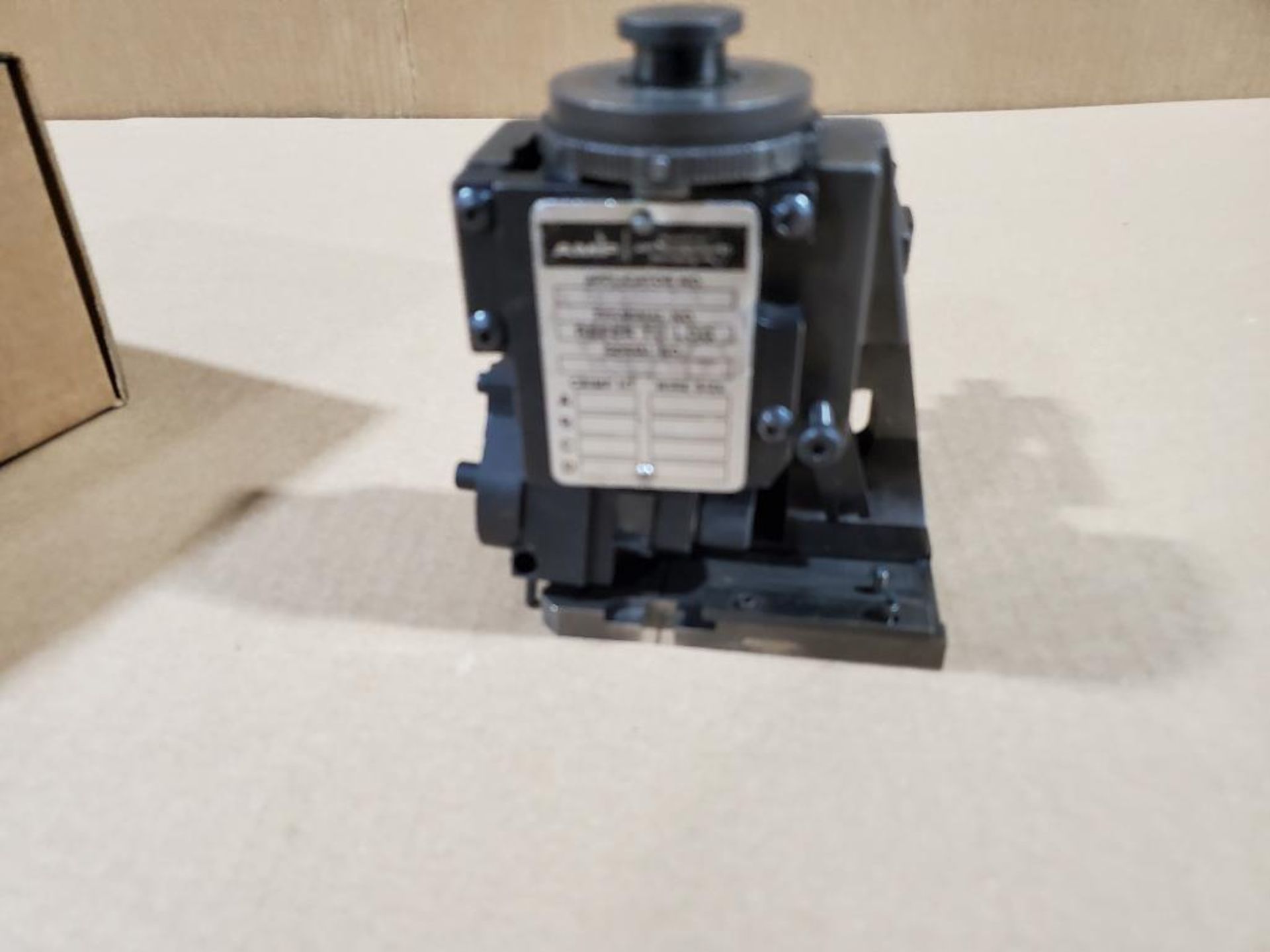 Amp wire terminal applicator. Number 567200-3-N. - Image 2 of 7