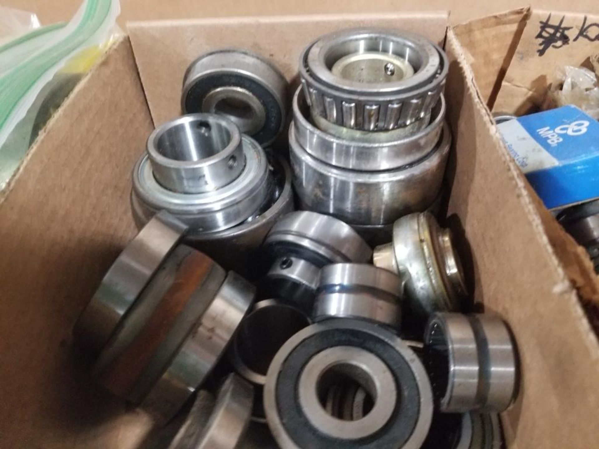 Large assortment of bearings. - Image 6 of 13