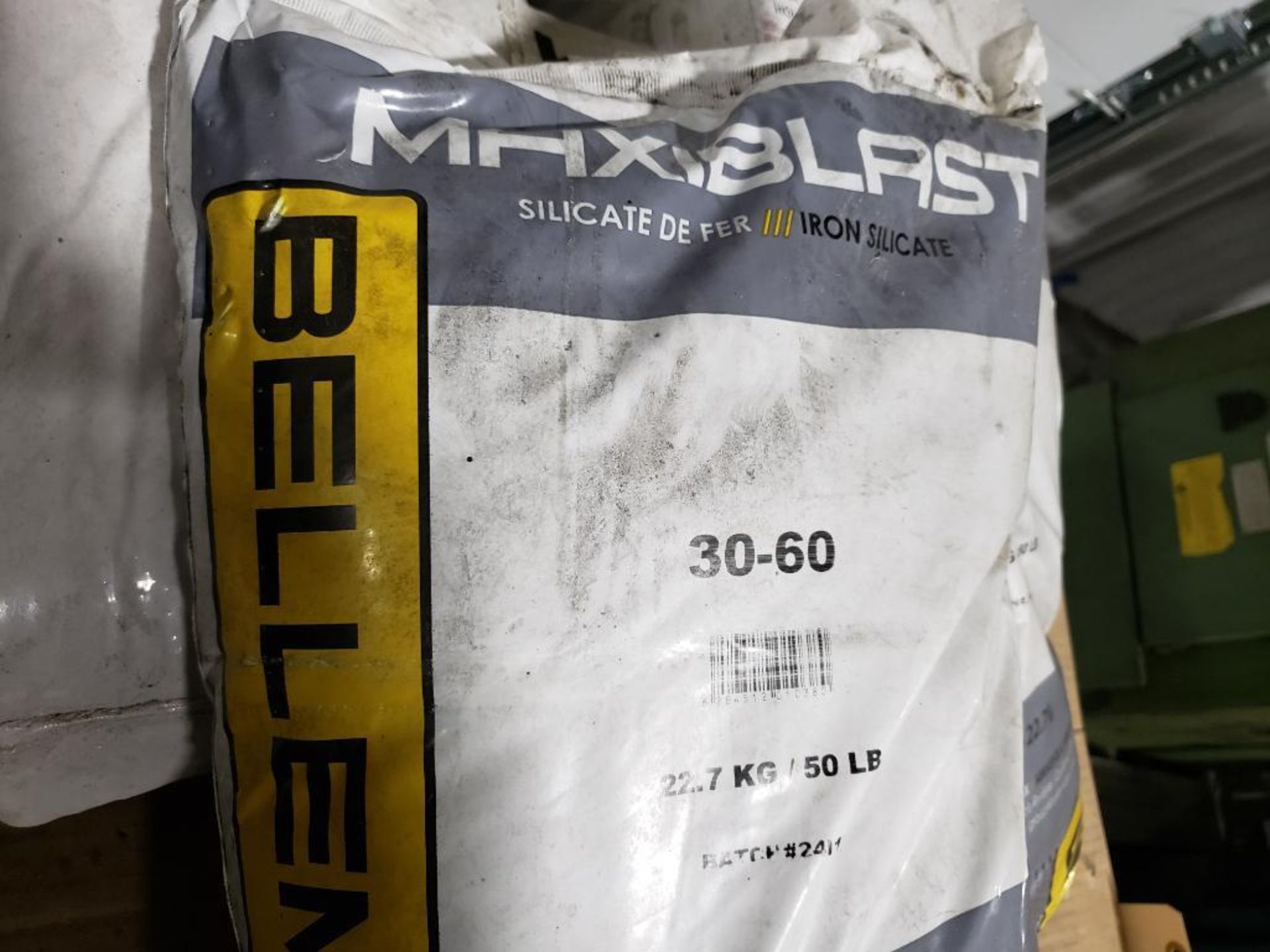 Qty 250lbs - Bellemare Maxblast iron silicate blast media. 30-60. 5 bags of 50lbs. - Image 2 of 4