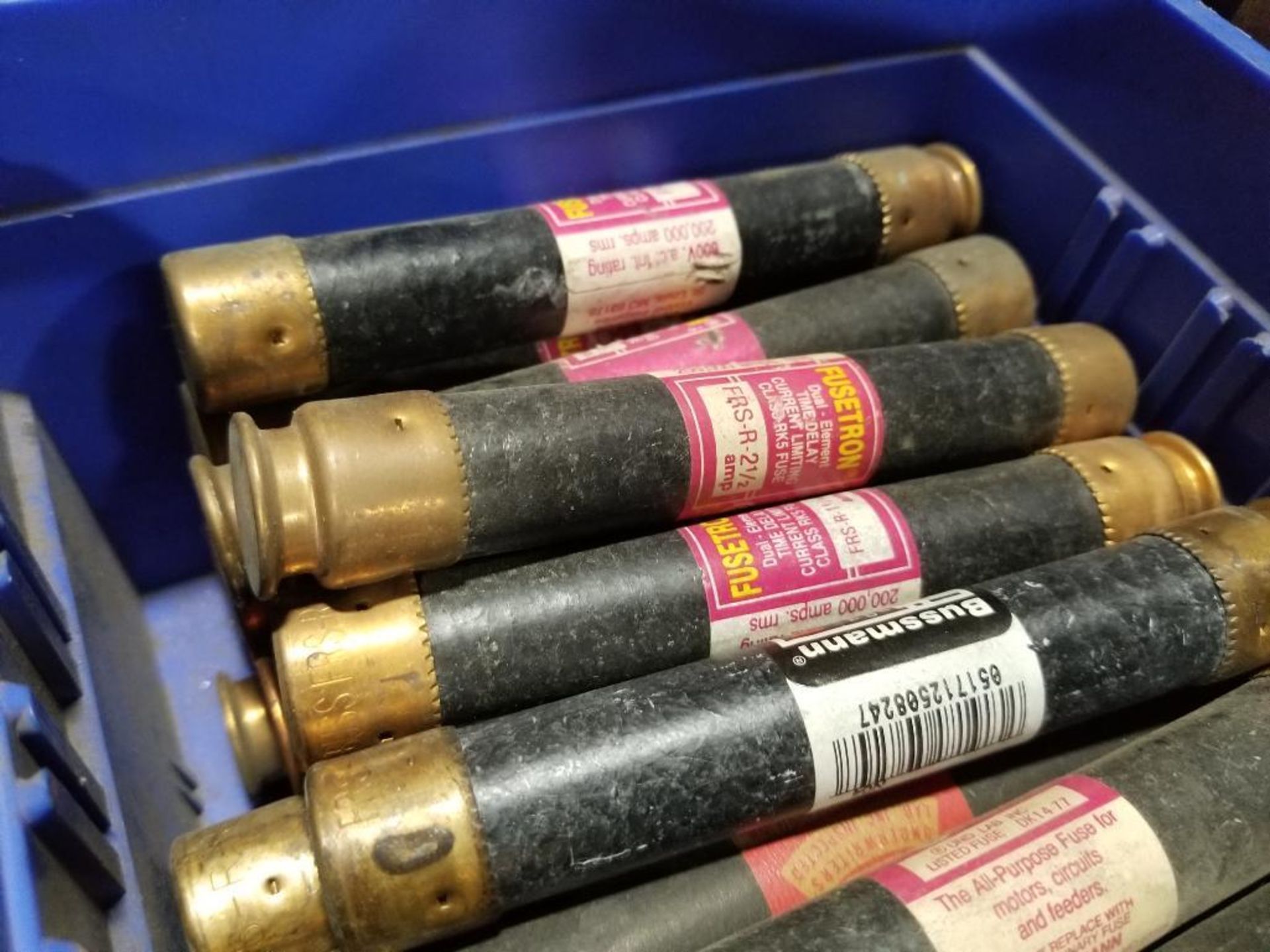 Large assortment of fuses and fuse holders. - Image 12 of 17