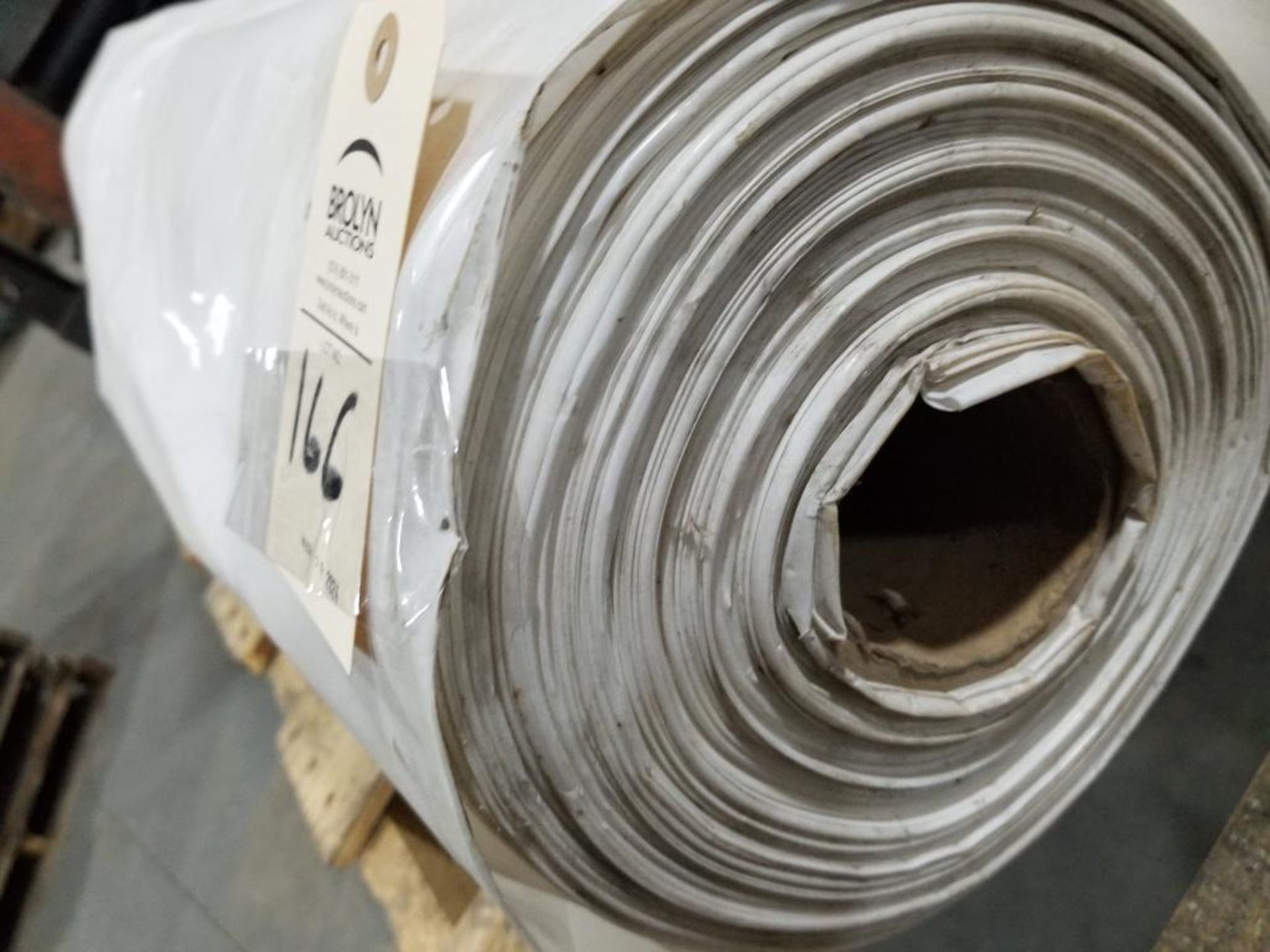 Large roll of plastic sheeting. - Image 2 of 4