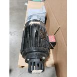 5hp Marathon Electric Black Max motor. Model AVD-184THTL7726FF-L. 460v 3 phase. 1765rpm.