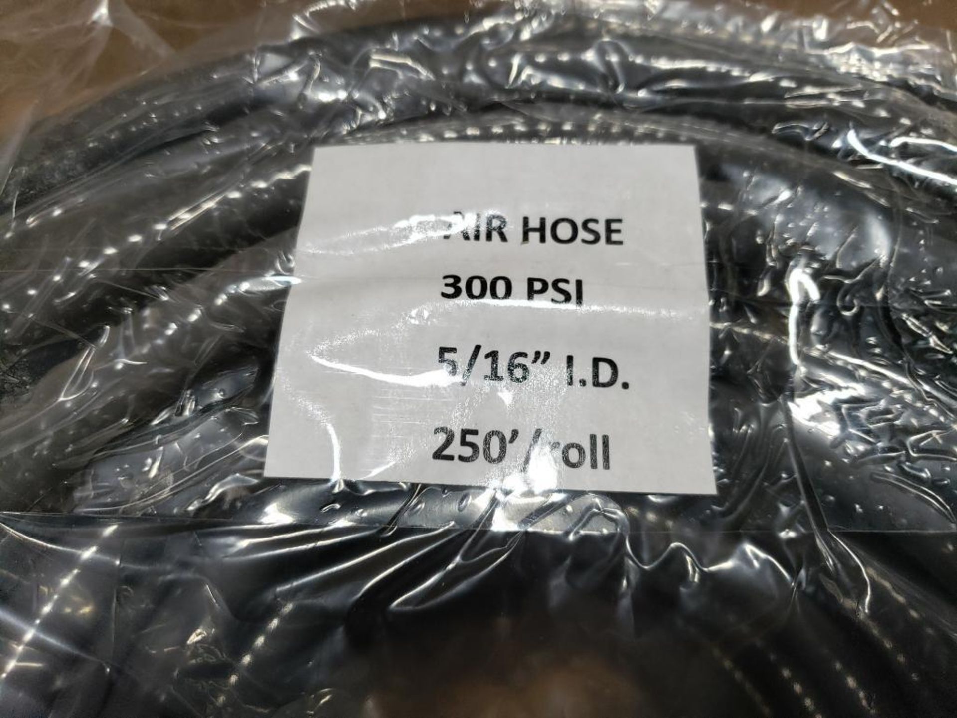Qty 750ft - Air hose. 300psi, 5/16in I.D. (3 rolls of 250ft) - Image 2 of 3