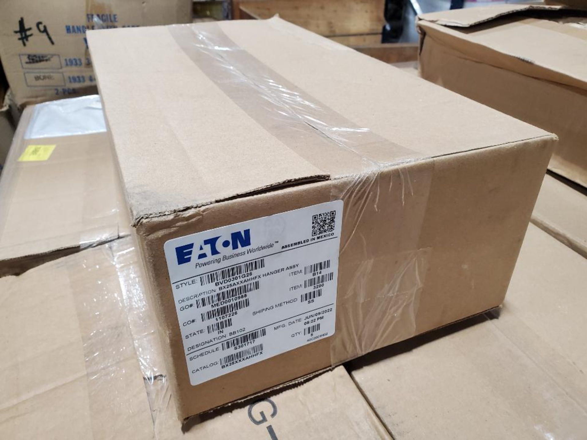 Qty 50 - Eaton bus duct hanger. Style BVD0301G26. Catalog BX25AXXAHHFX. (10 boxes of 5 each) - Image 2 of 3