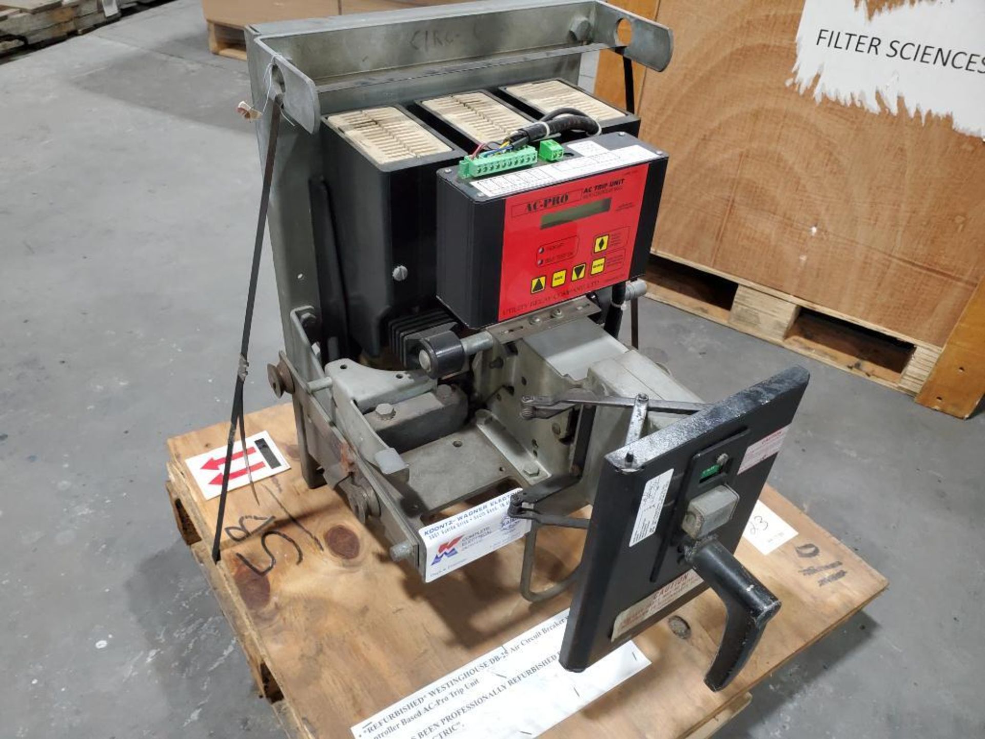 Westinghouse DB-25 air circuit breaker w/ Micro-Controller based AC-PRO trip unit. - Image 2 of 10