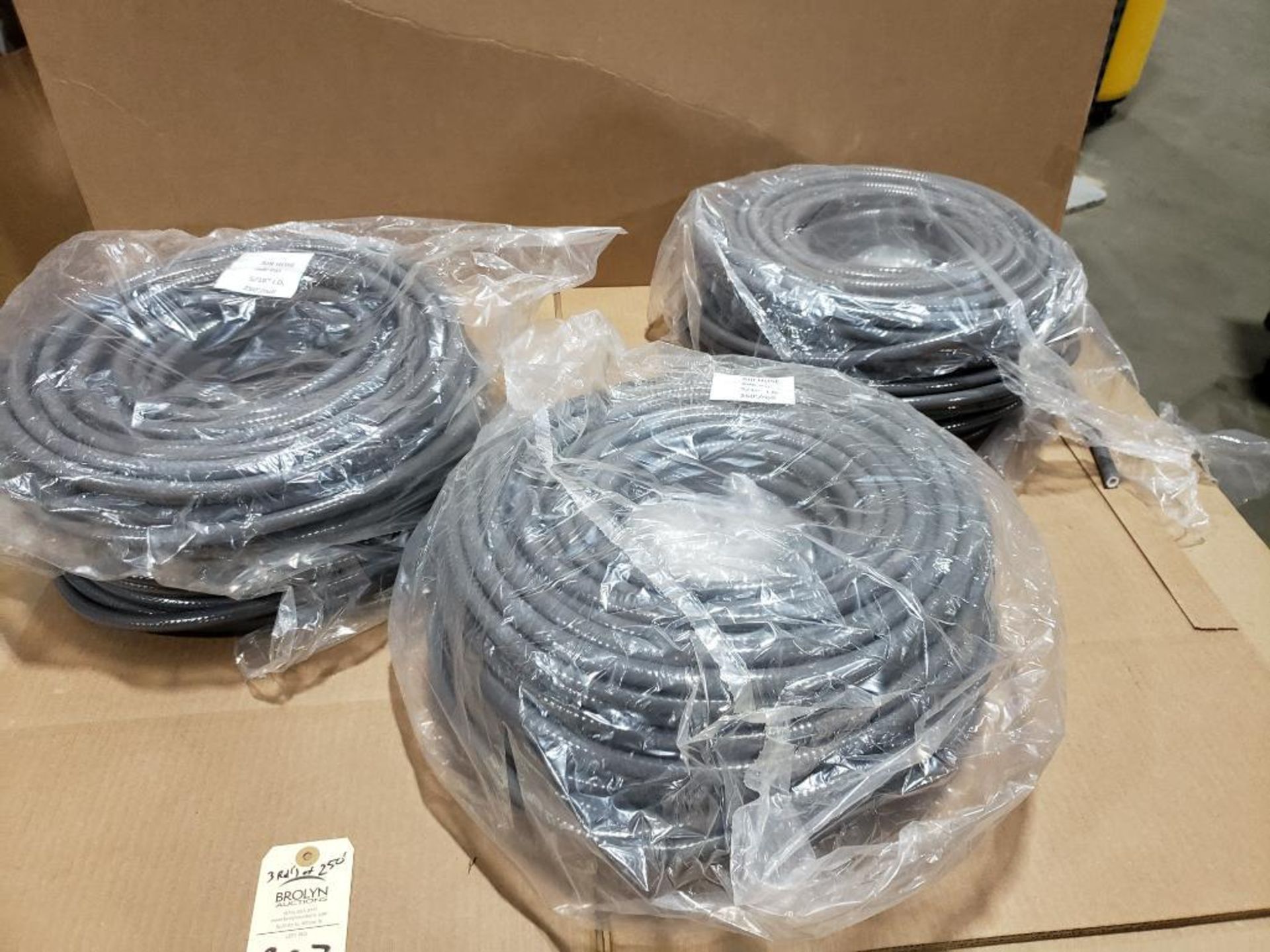 Qty 750ft - Air hose. 300psi, 5/16in I.D. (3 rolls of 250ft)