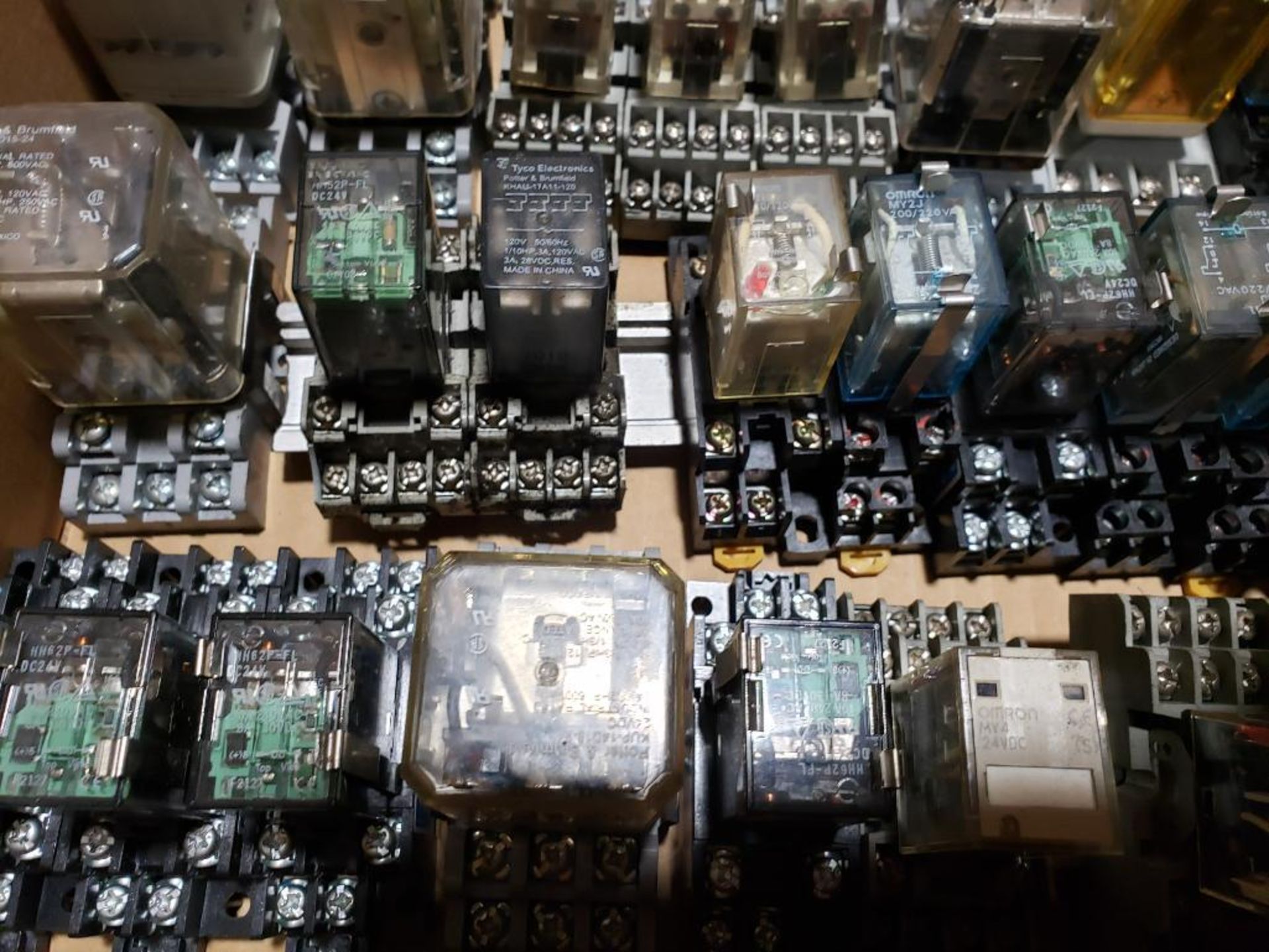 Large assortment of relays. - Image 6 of 12