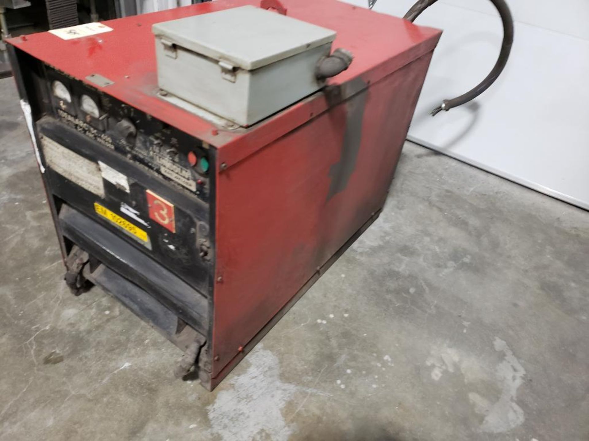 Lincoln Idealarc DC Arc Welder. Model DC-600. 220-230/440-460v 3 phase. - Image 7 of 7