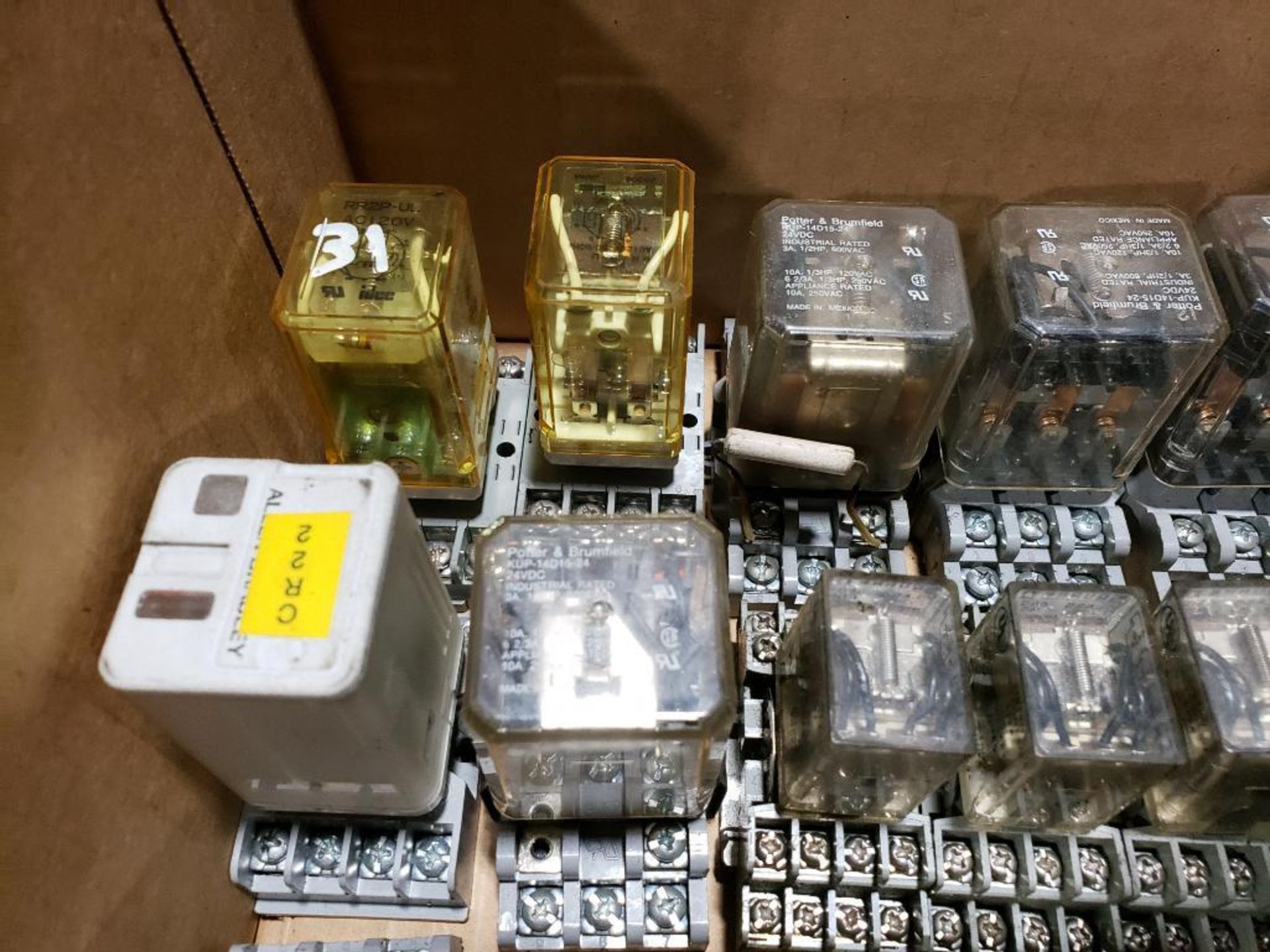 Large assortment of relays. - Image 2 of 12