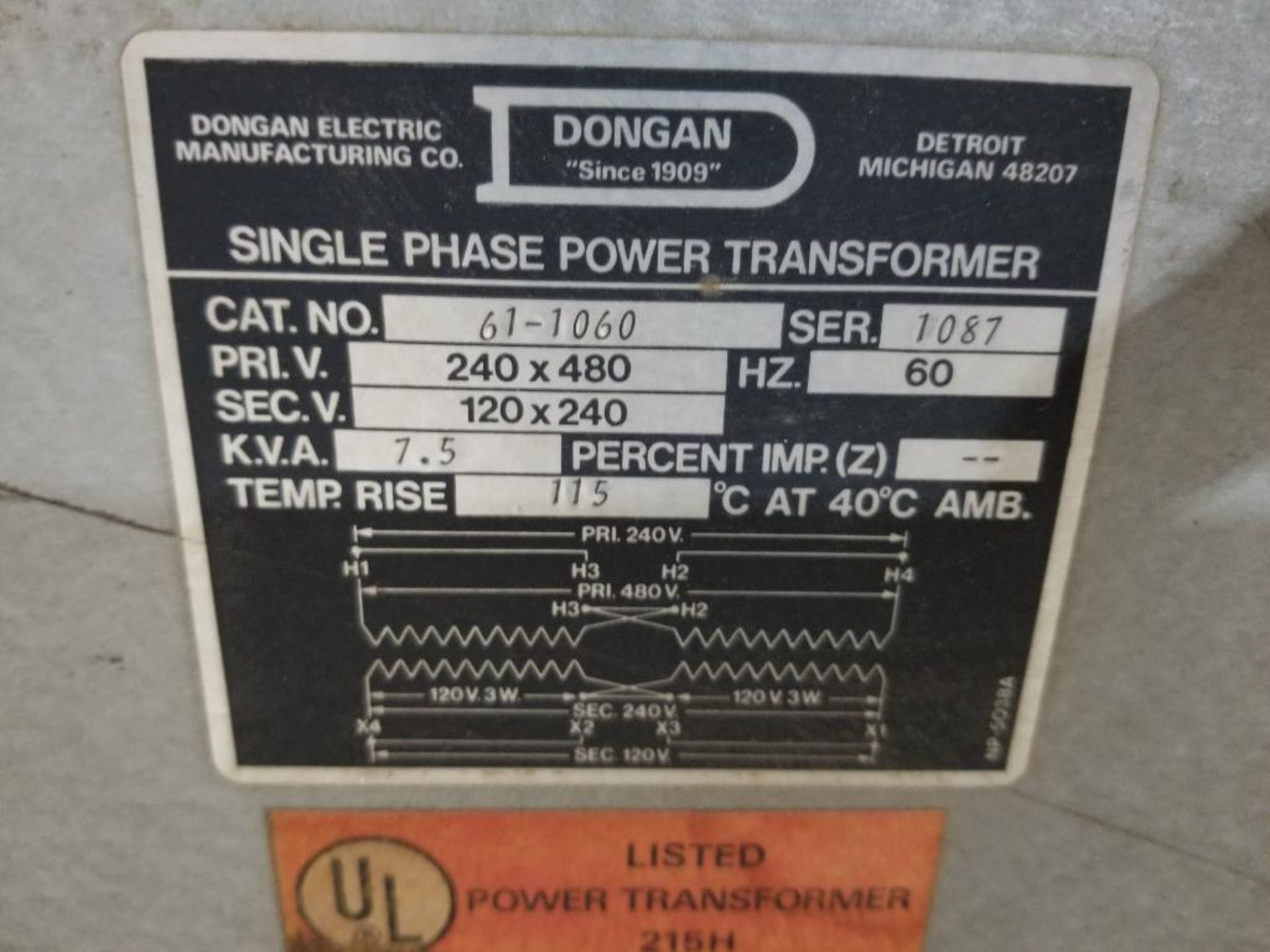 Dongan 1PH power transformer. 7.5 KVA, Cat. No. 61-1060. - Image 2 of 3