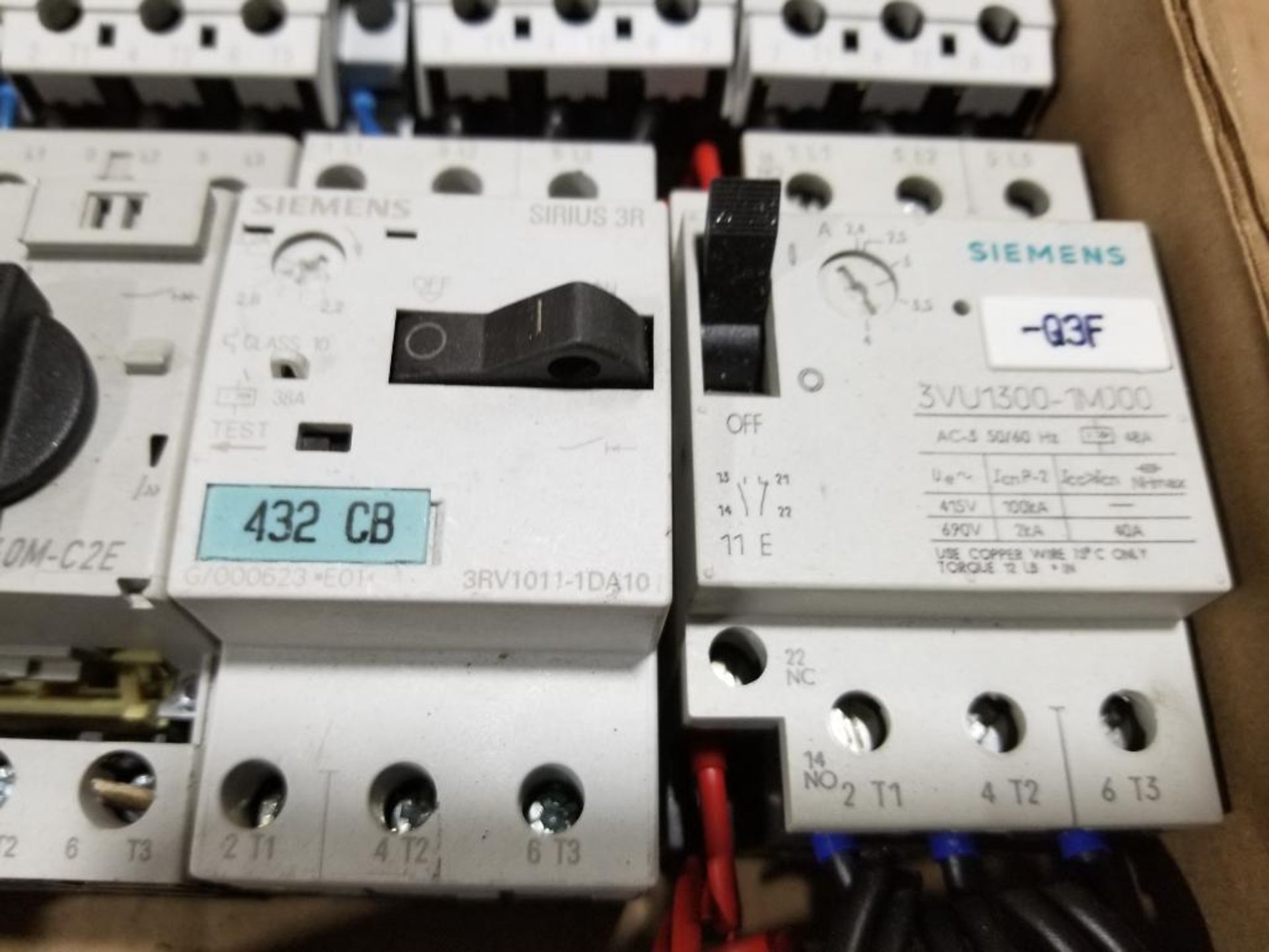 Assorted electrical motor protection. Siemens, Moeller, Allen Bradley. - Image 4 of 8