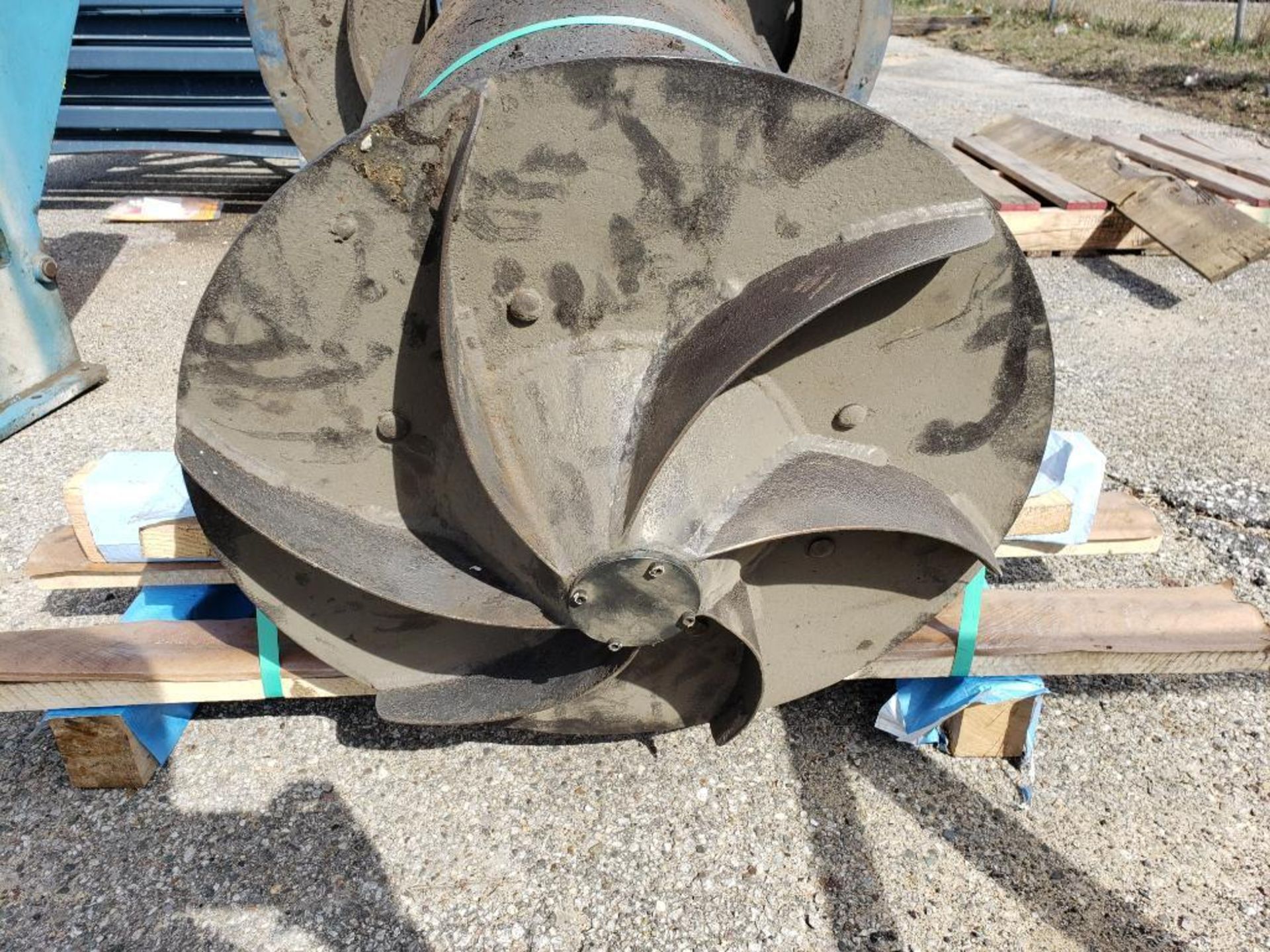 Pump impeller unit. - Image 8 of 9