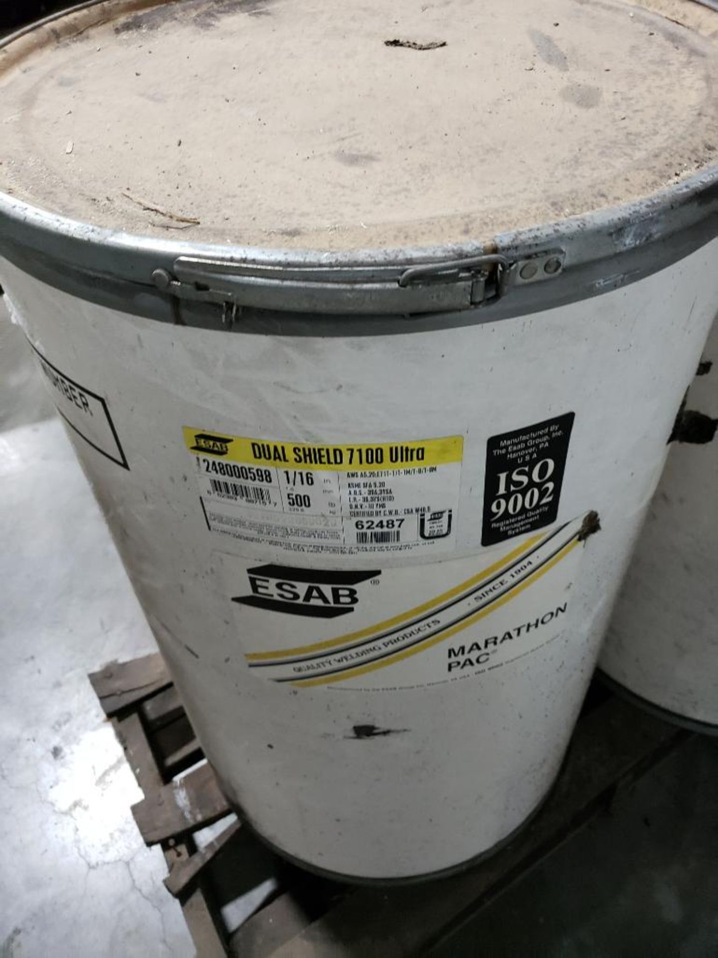 500lbs Esab dual shield 7100 Ultra welding wire. 1/16in. Part number 248000598. - Image 3 of 3