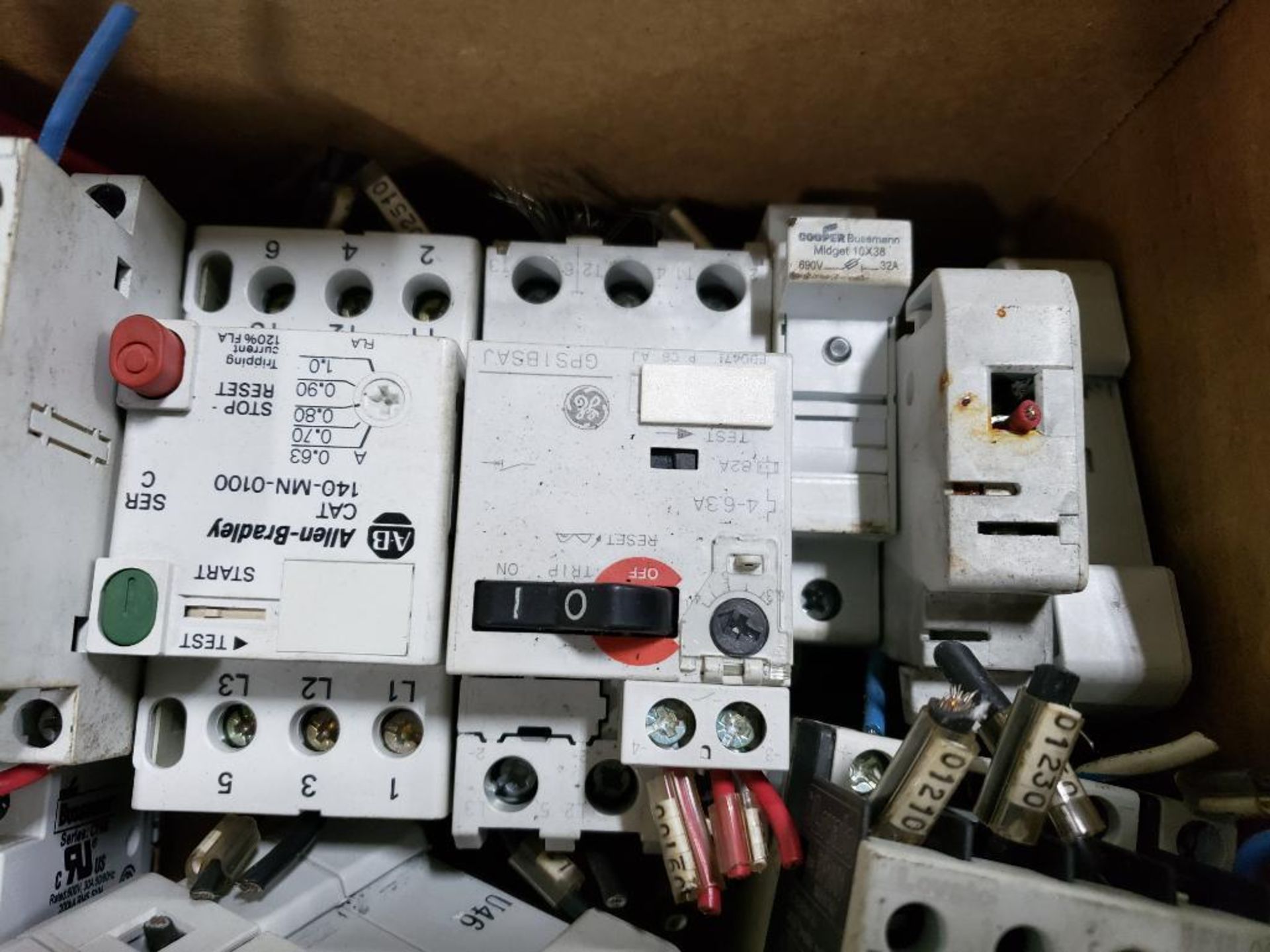 Assorted contactors and breakers. - Image 4 of 9