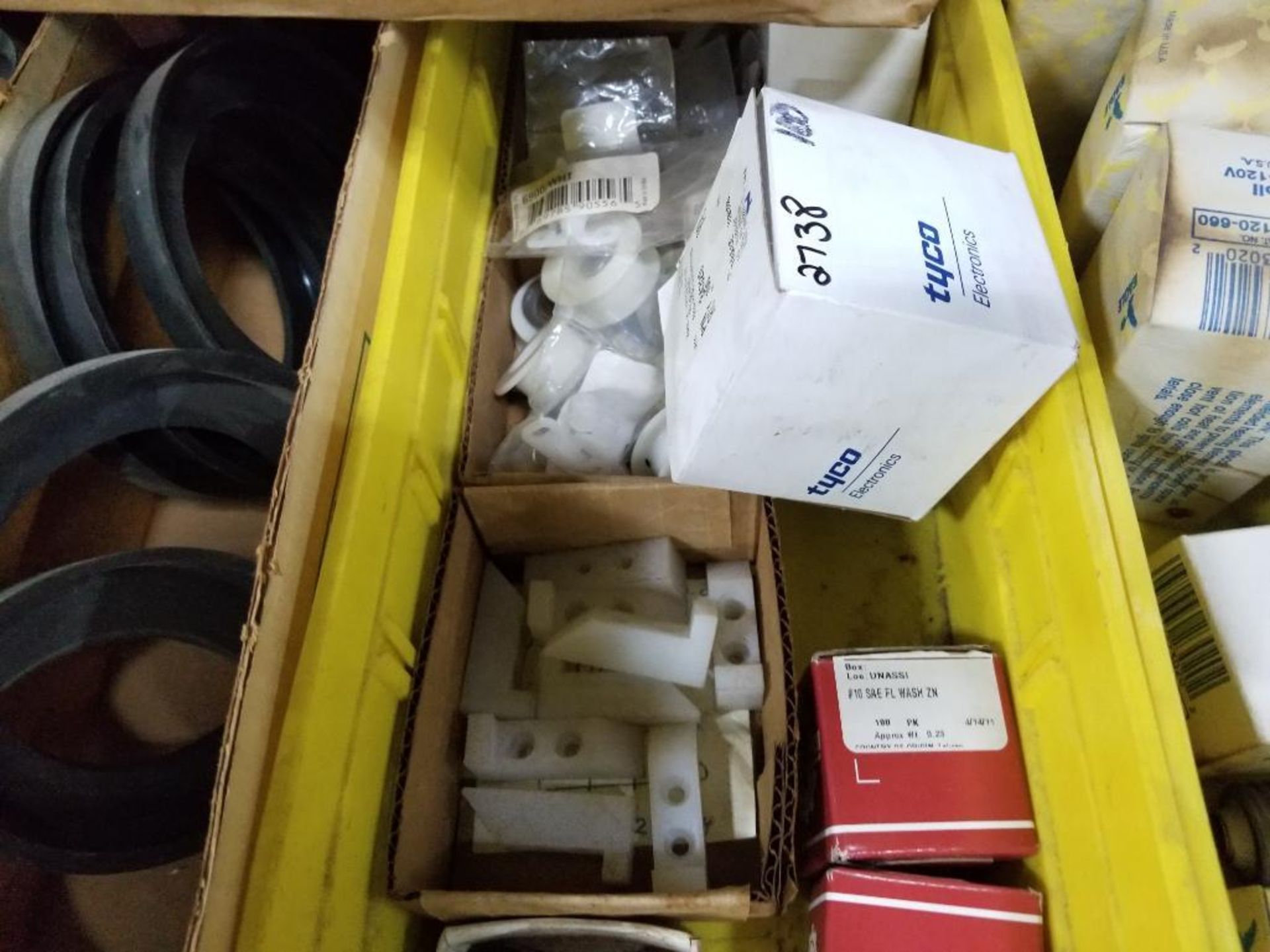 Pallet of assorted parts and hardware. - Image 22 of 33