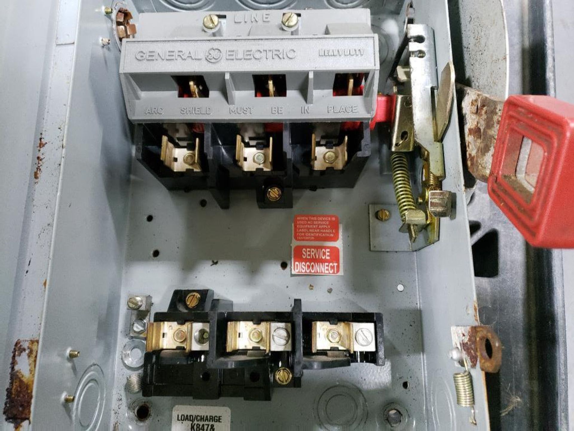 30amp GE heavy duty safety switch. - Image 3 of 4