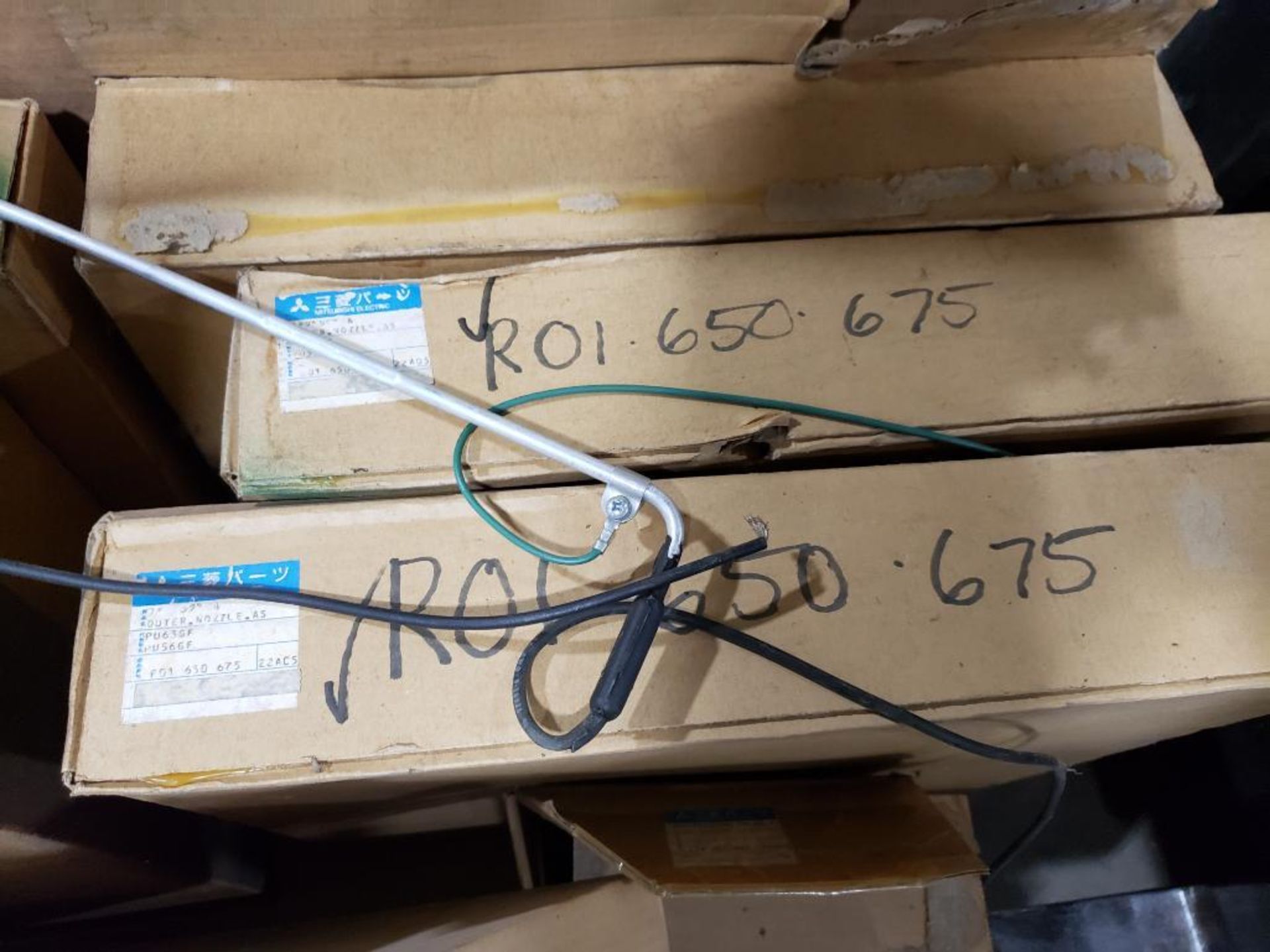 Pallet of assorted parts and hardware. - Image 8 of 15