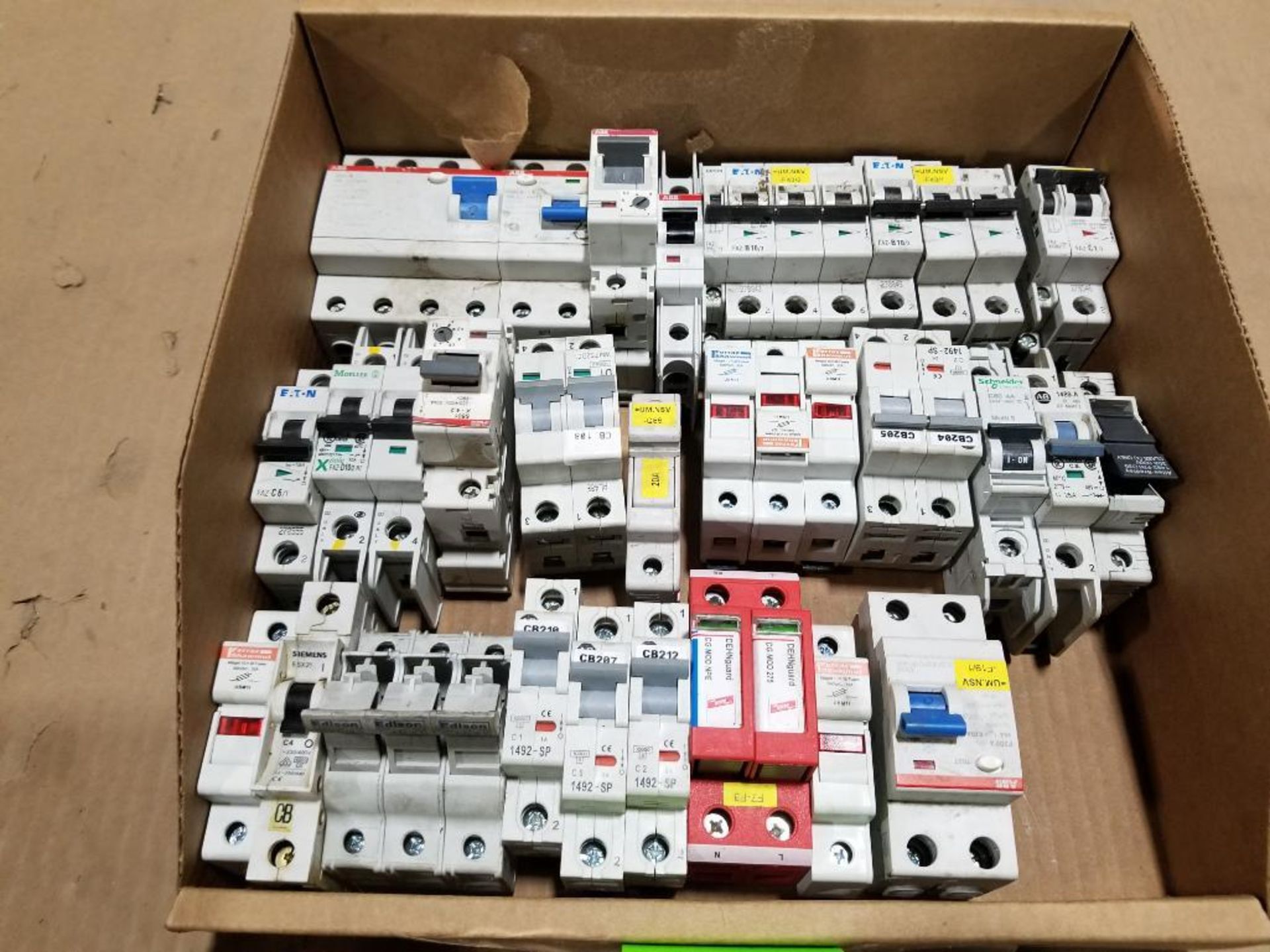 Large assortment of electrical and breakers. - Image 9 of 10