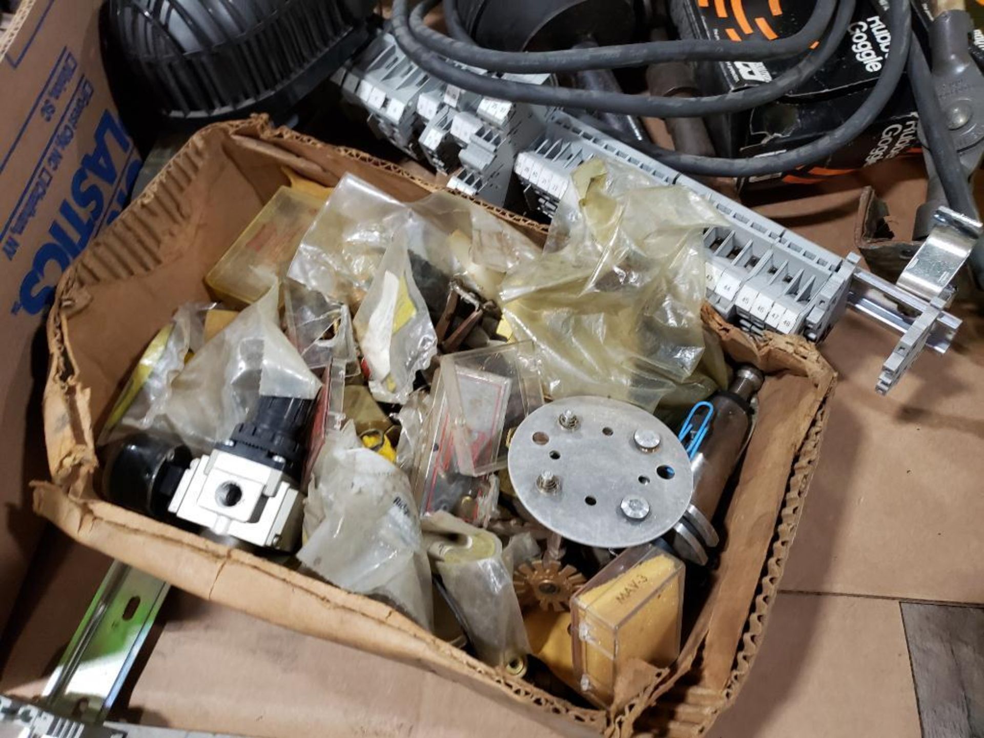 Pallet of assorted parts and electrical. - Image 16 of 17