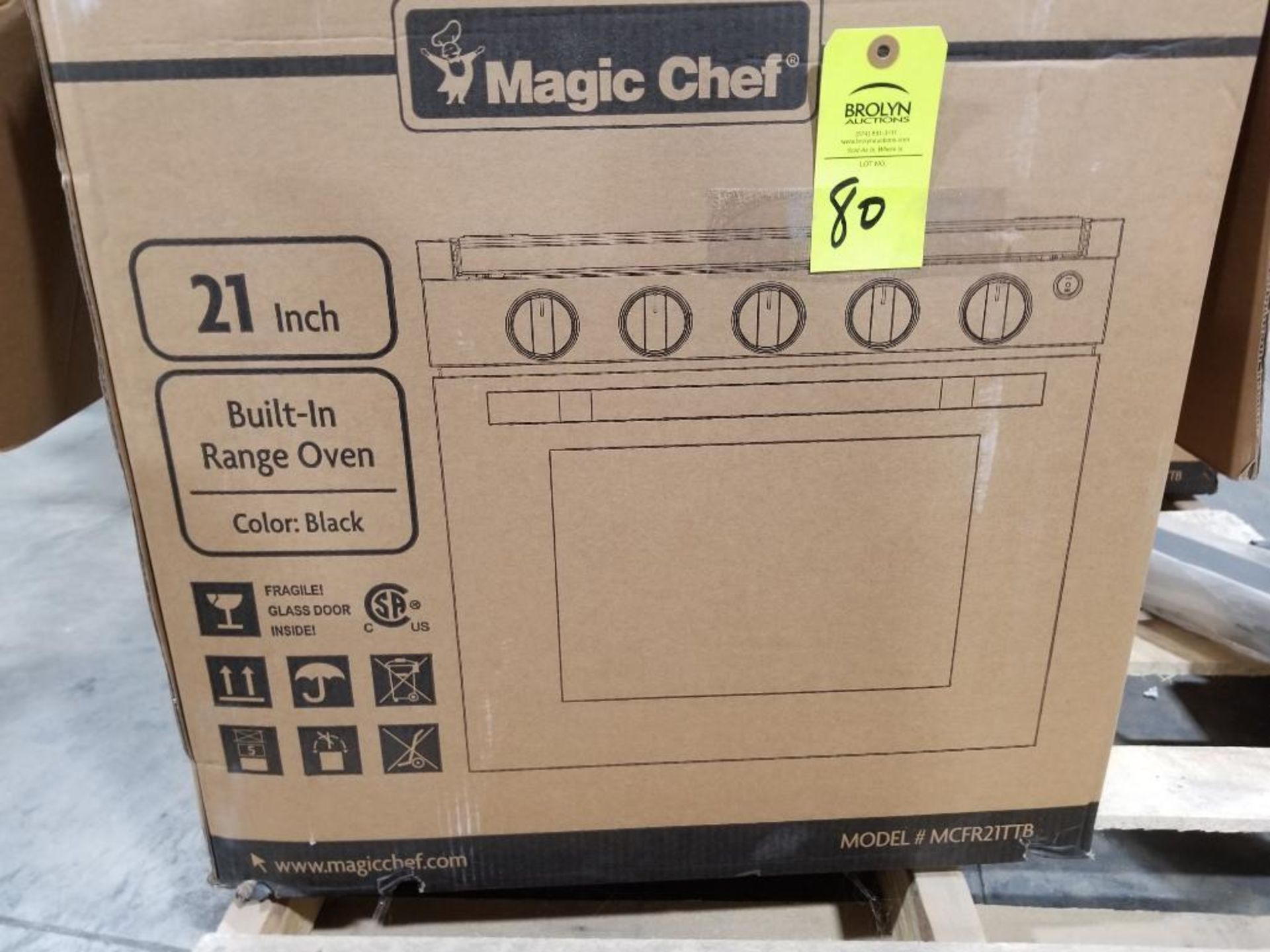 Magic Chef 21in built in range oven. (light scratch and dent) - Image 6 of 7