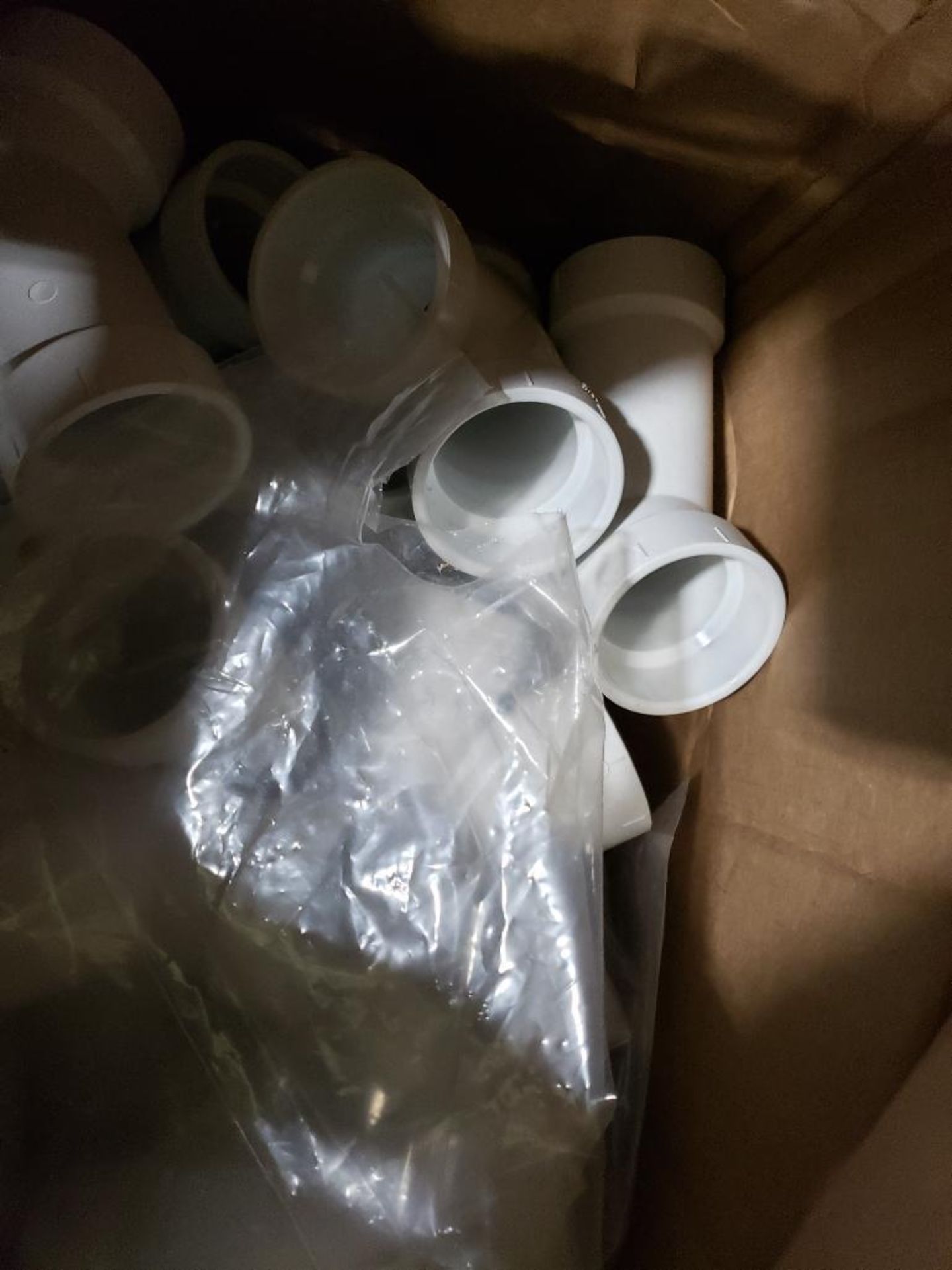 Pallet of assorted PVC fittings. - Image 6 of 10