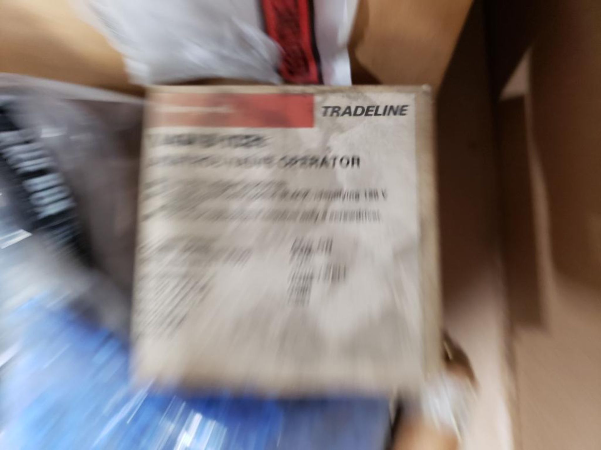 Pallet of assorted parts and hardware. - Image 16 of 19