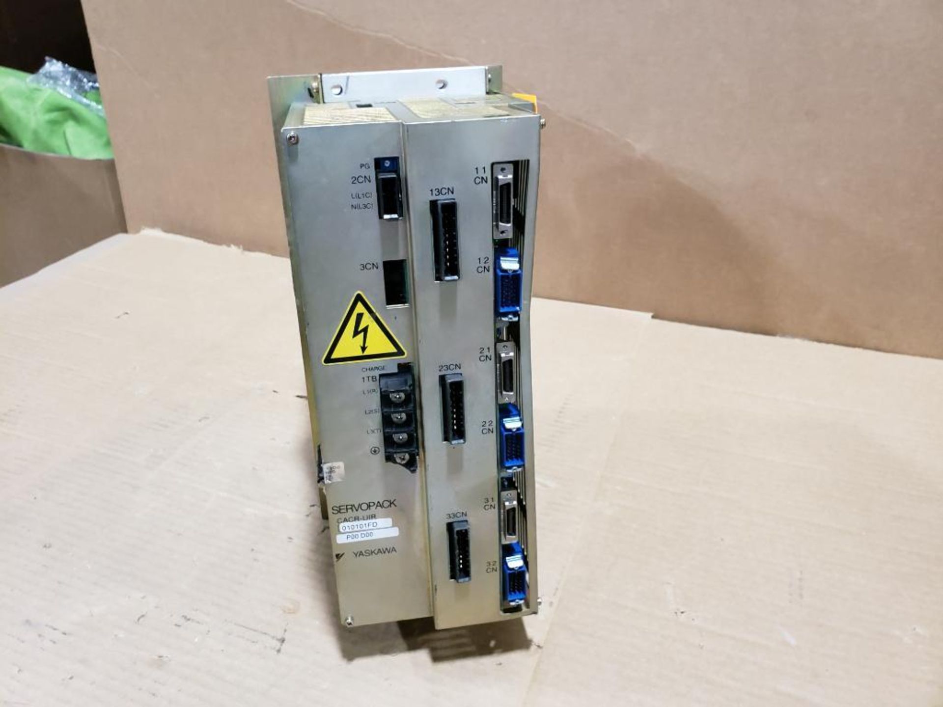 Yaskawa Servopack drive. Part number CACR-UIR-010101FD. - Image 5 of 5