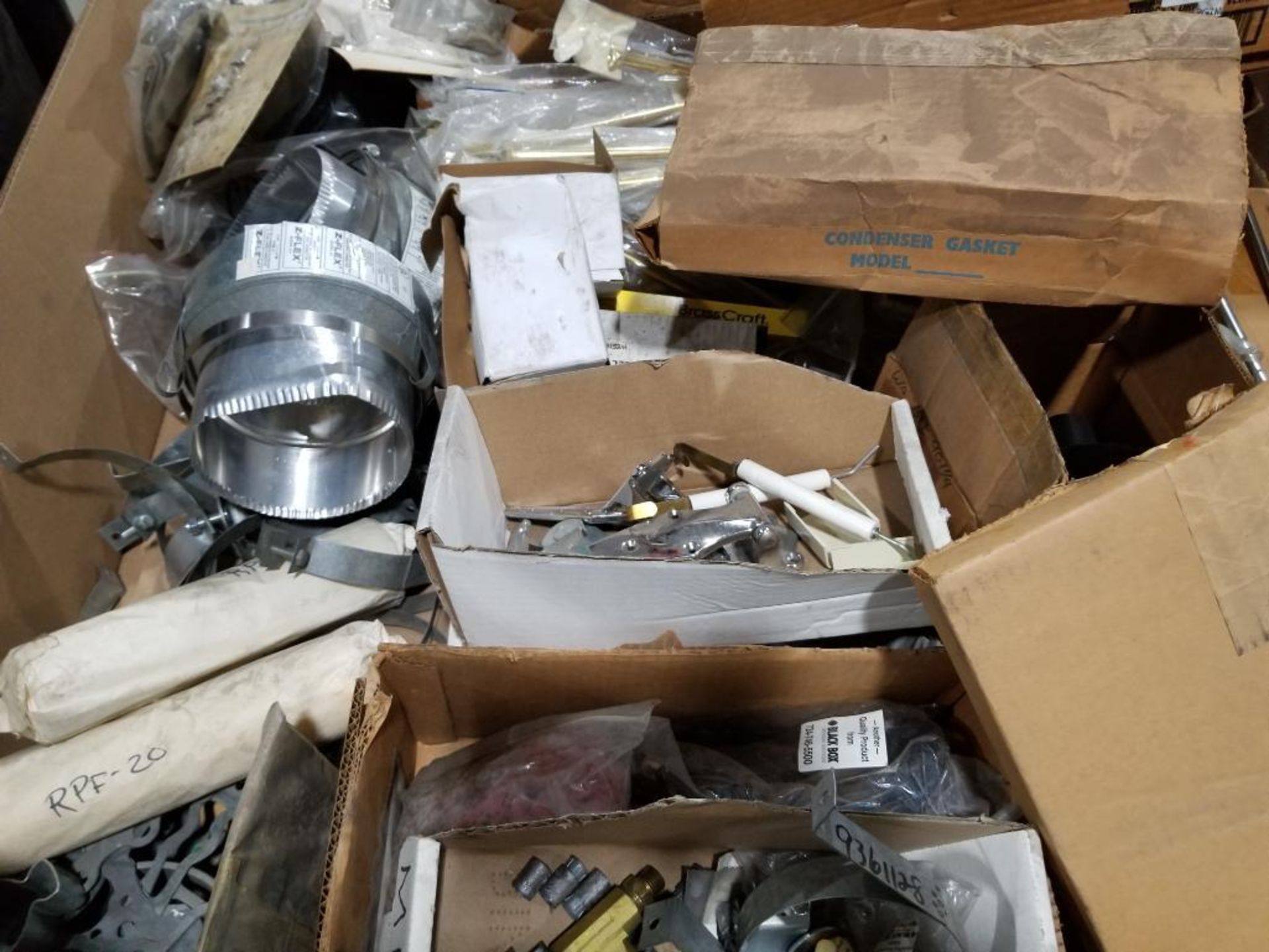 Pallet of assorted parts and hardware. - Image 22 of 22