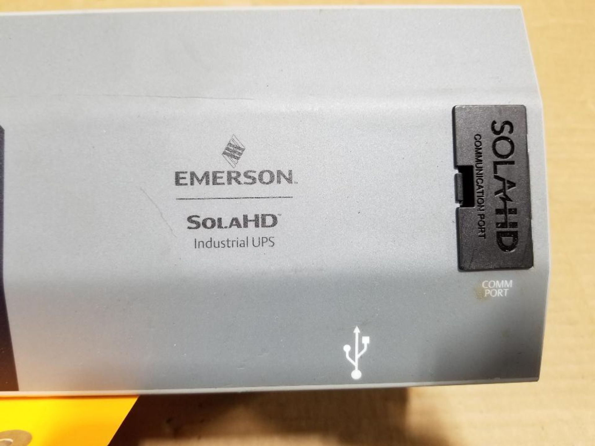 Emerson Sola HD industrial UPS. Part number SDU850B. - Image 2 of 5