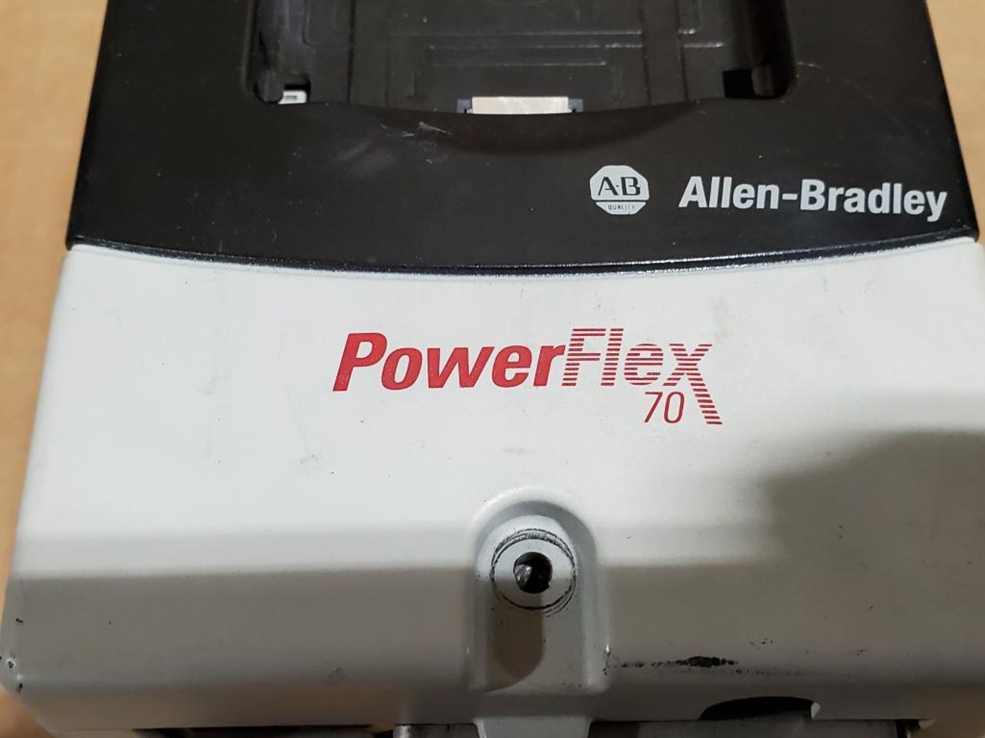 2HP Allen Bradley PowerFlex 70. CAT 20AD3P4A0AYNNDNN. - Image 3 of 6