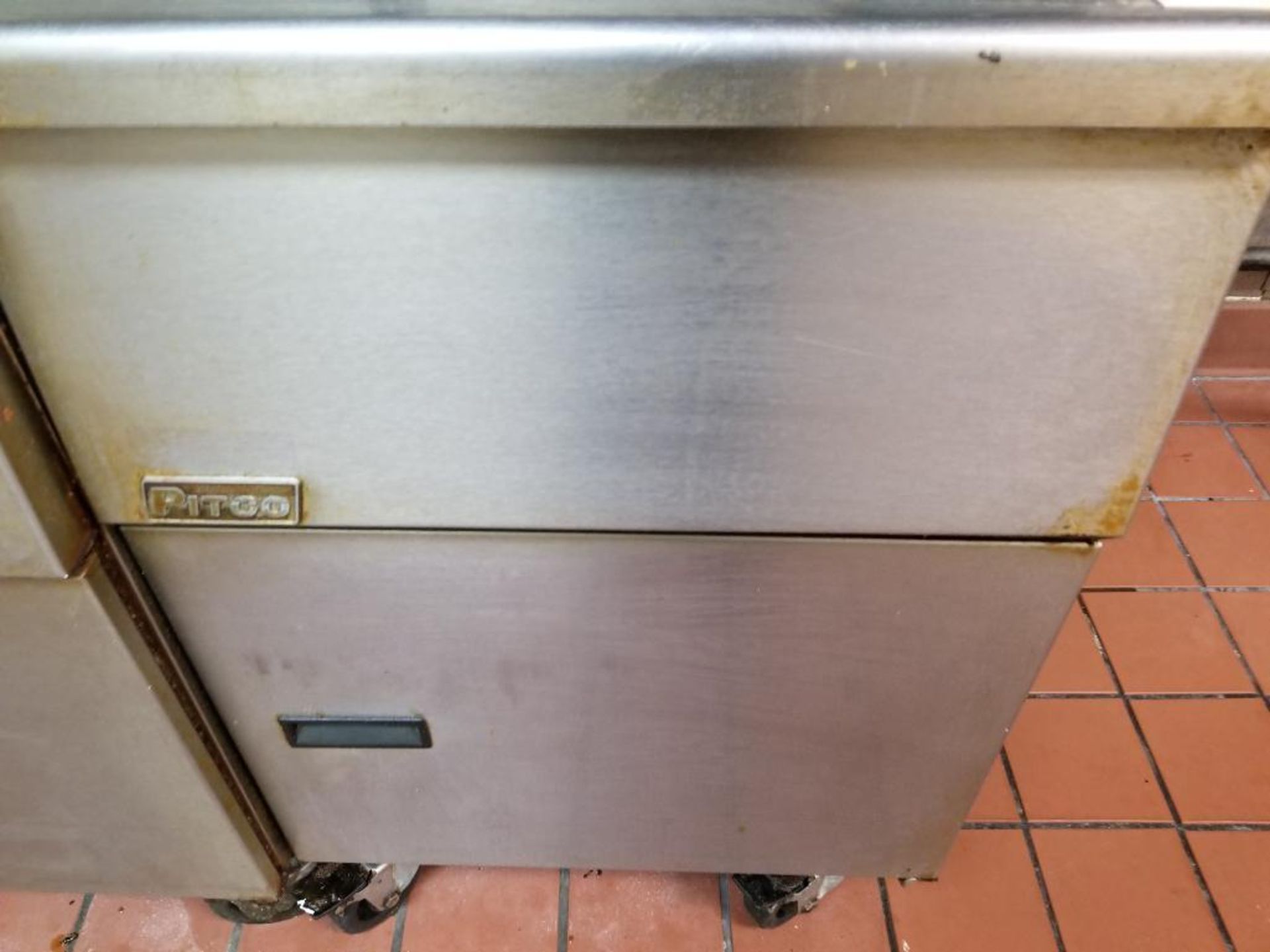 Pitco 2-bay fryer unit. - Image 2 of 6