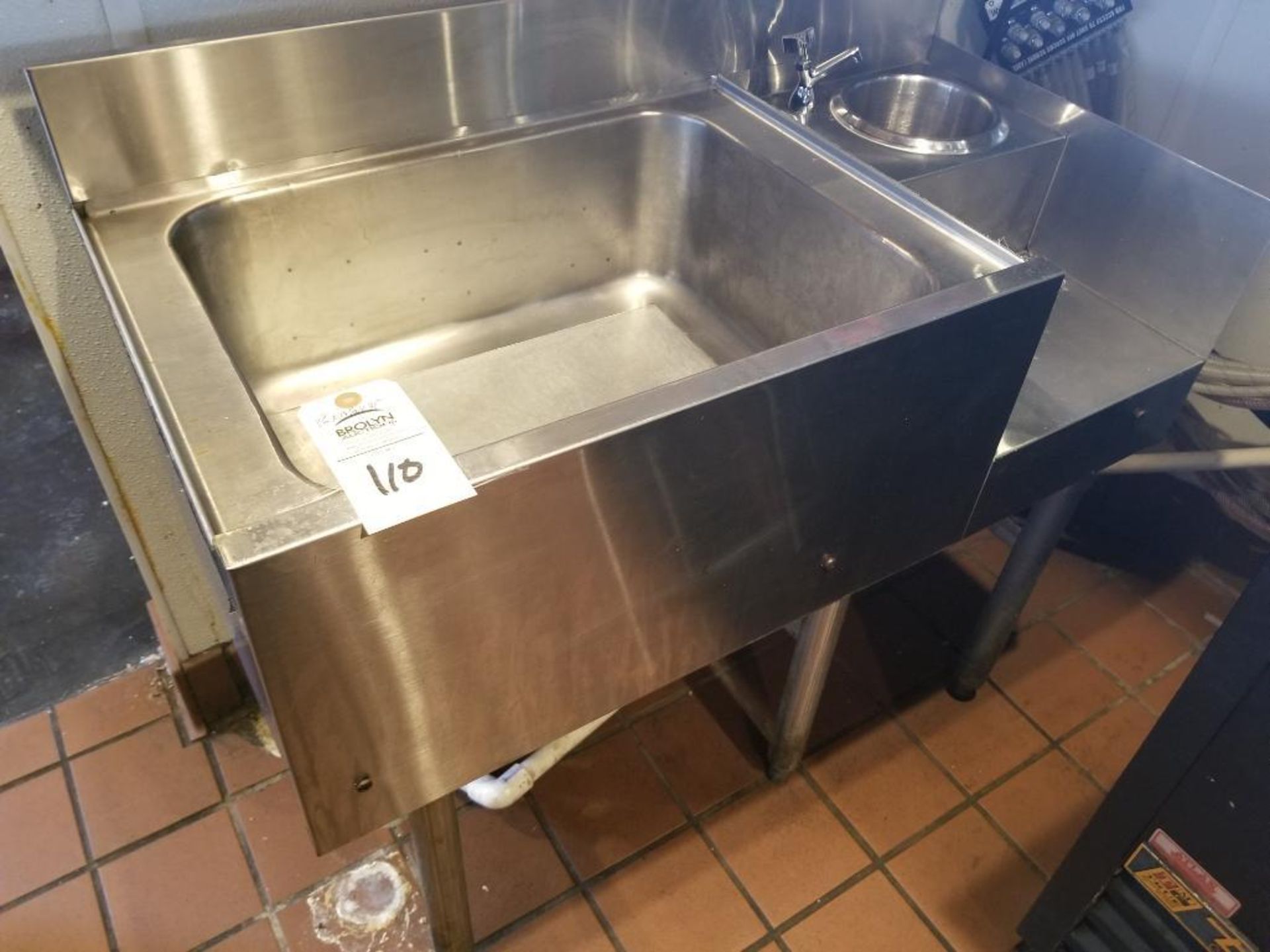 Stainless steel prep table. 36" x 18-1/2" x 31".