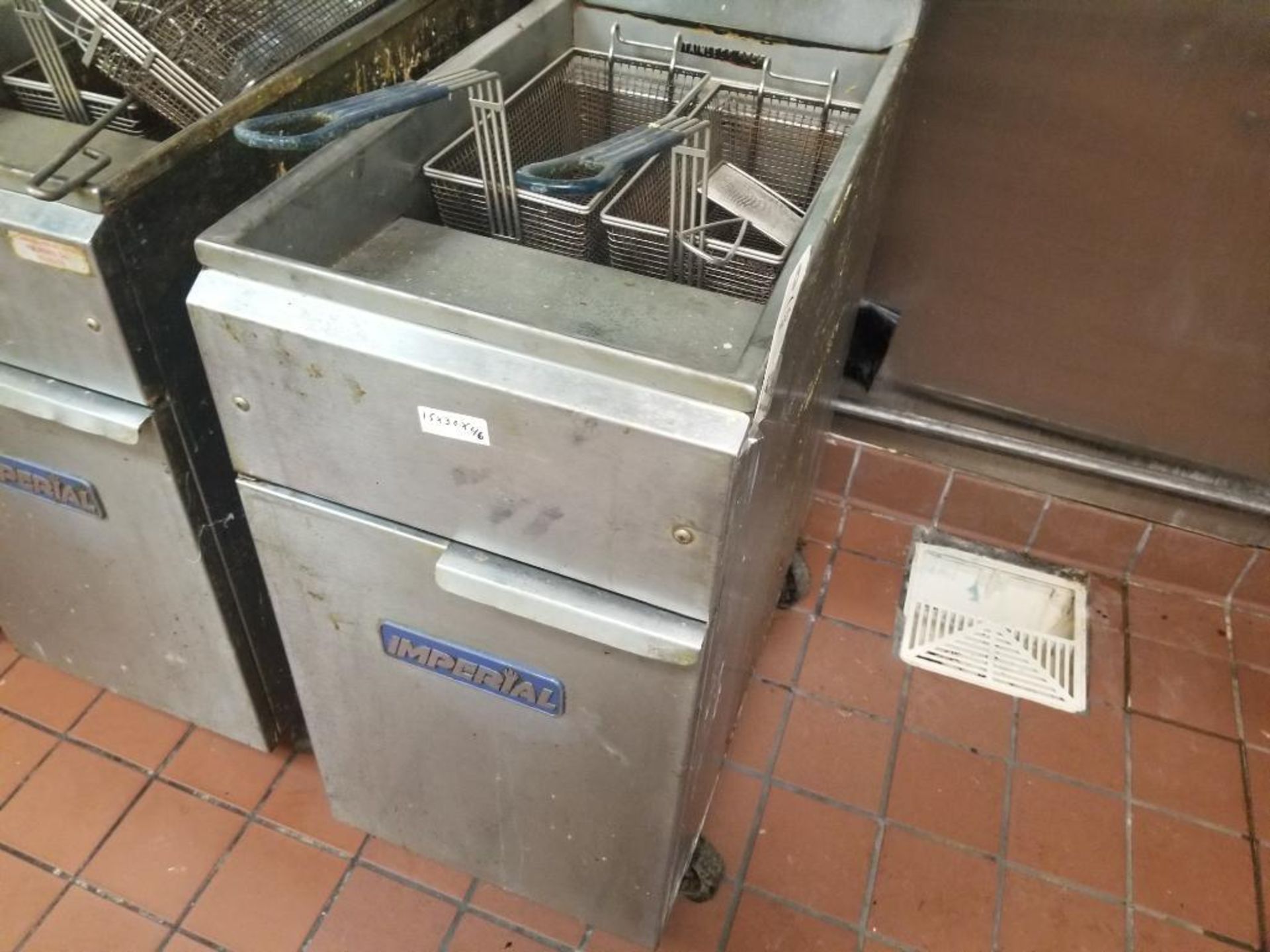 Imperial natural gas double basket deep fryer. Model IFS-40.