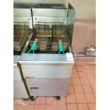 Pitco 2-bay fryer unit.