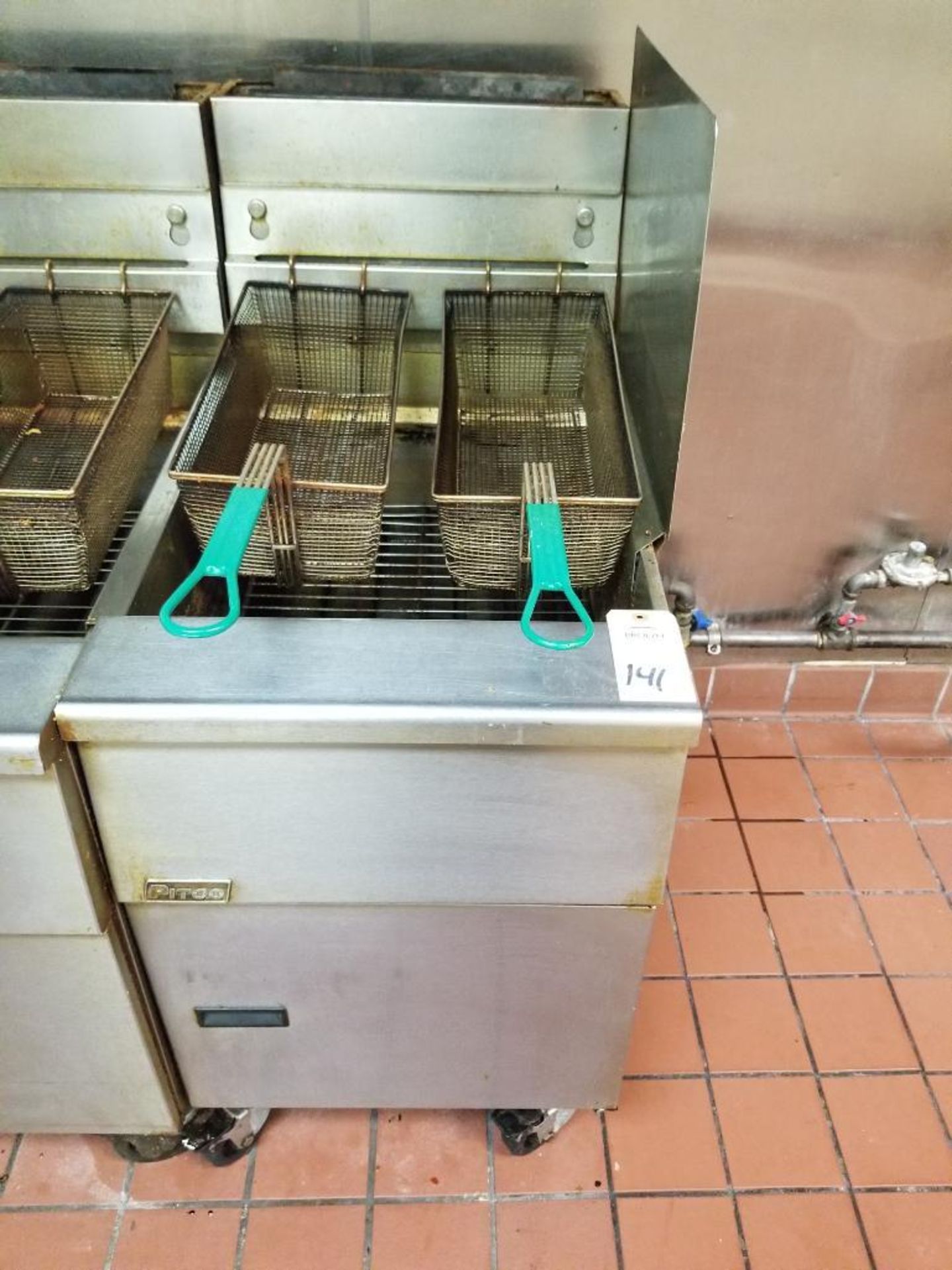 Pitco 2-bay fryer unit.