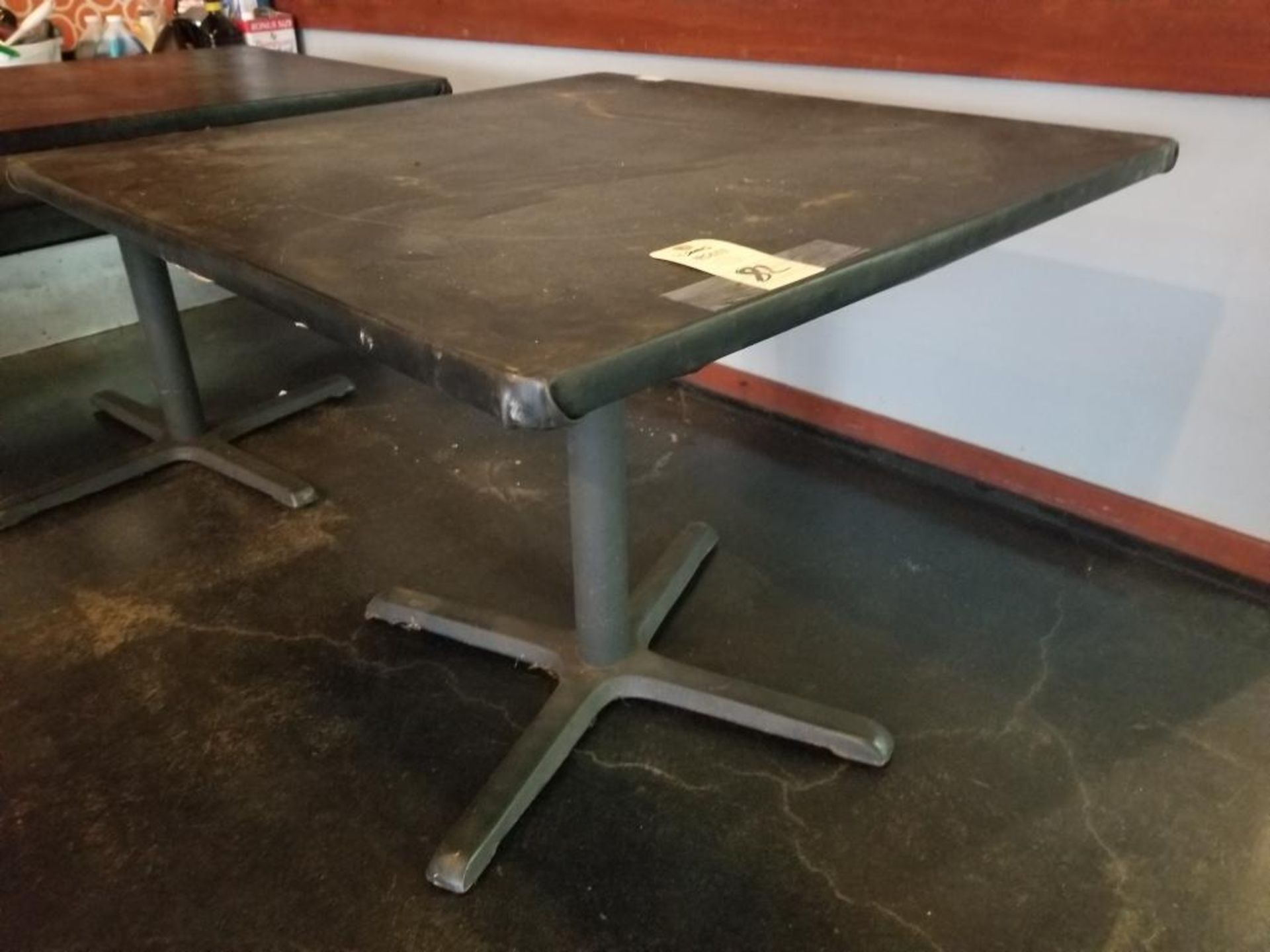 36in x 36in table with 4 chairs. - Image 2 of 6