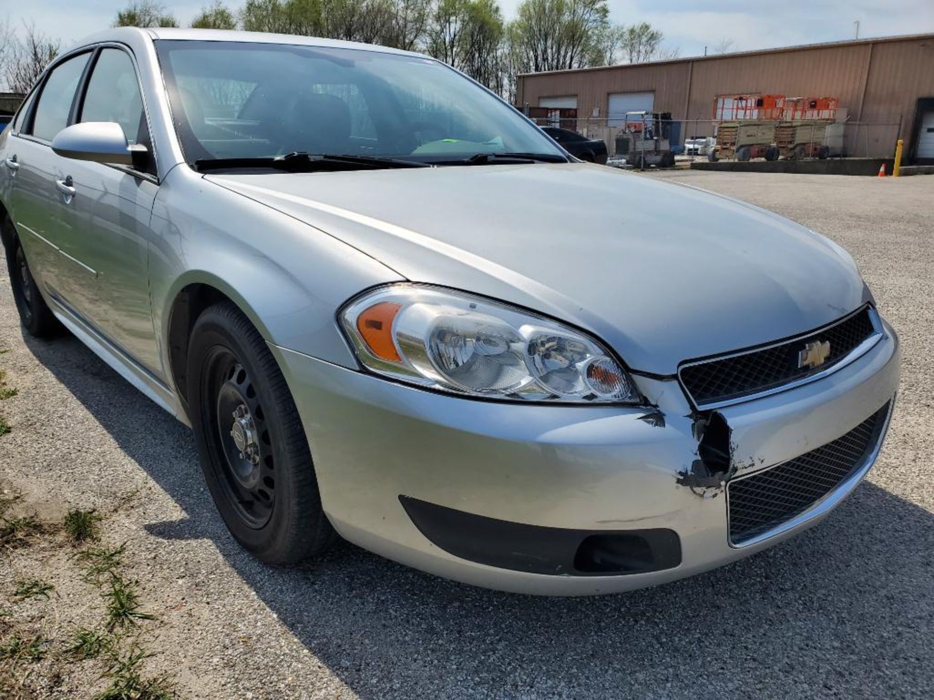 2012 Chevrolet Impala Police Interceptor, VIN #: 2G1WD5E39C1180739. - Image 4 of 40