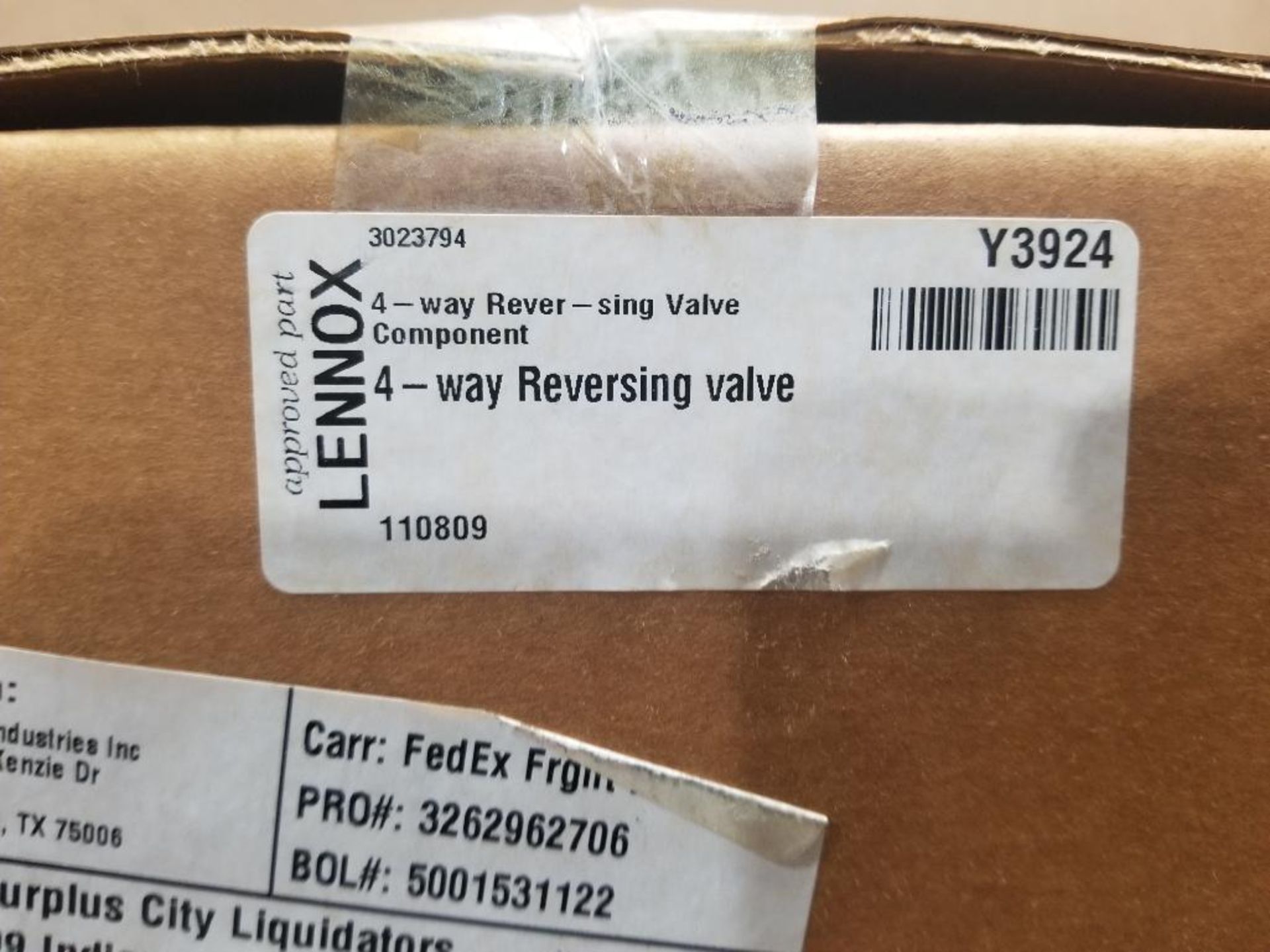 Qty 2 - Lennox 4-way valve assembly. Part number Y3927. - Image 3 of 5