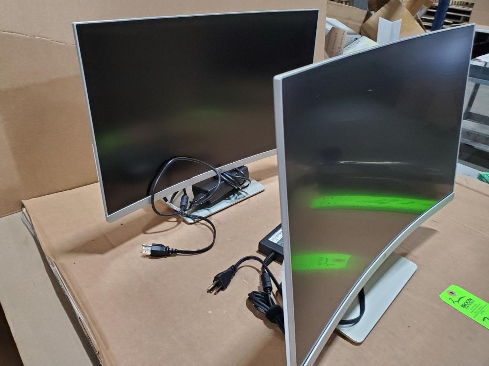 Qty 2 - HP curved monitors. 27in. - Image 3 of 13