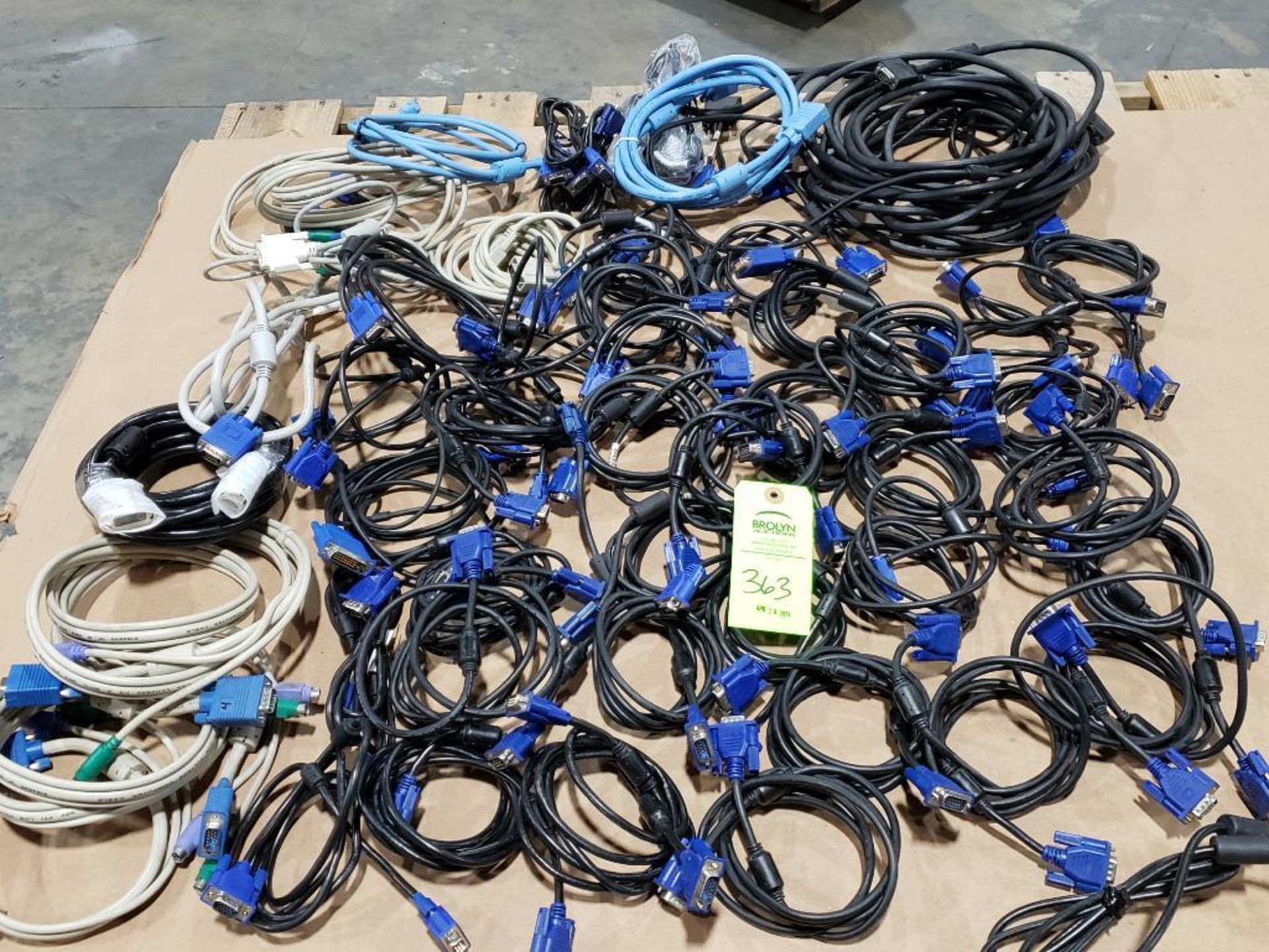 Large assortment of monitor cords.