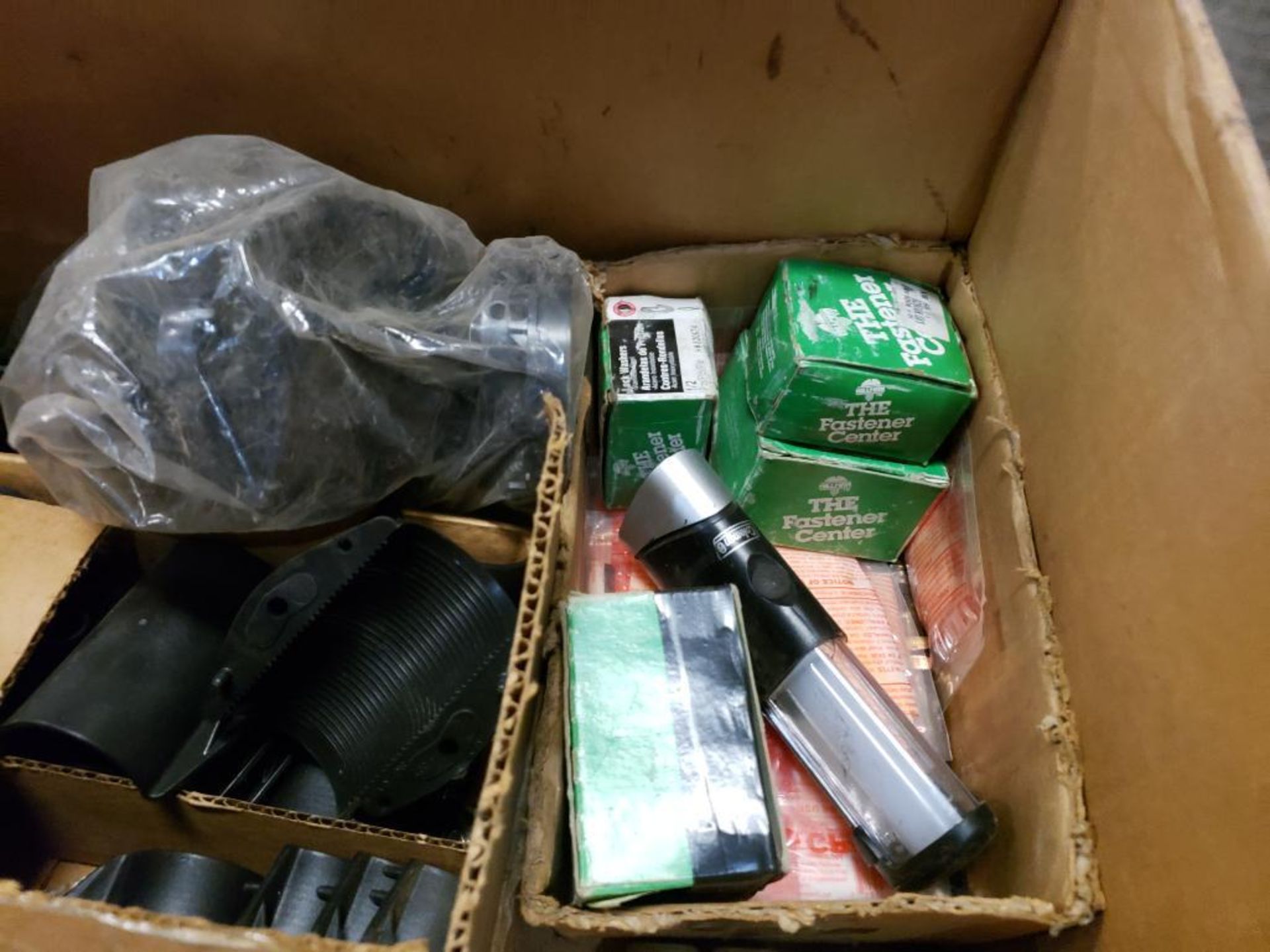 Pallet of assorted electrical and hardware. - Image 2 of 18