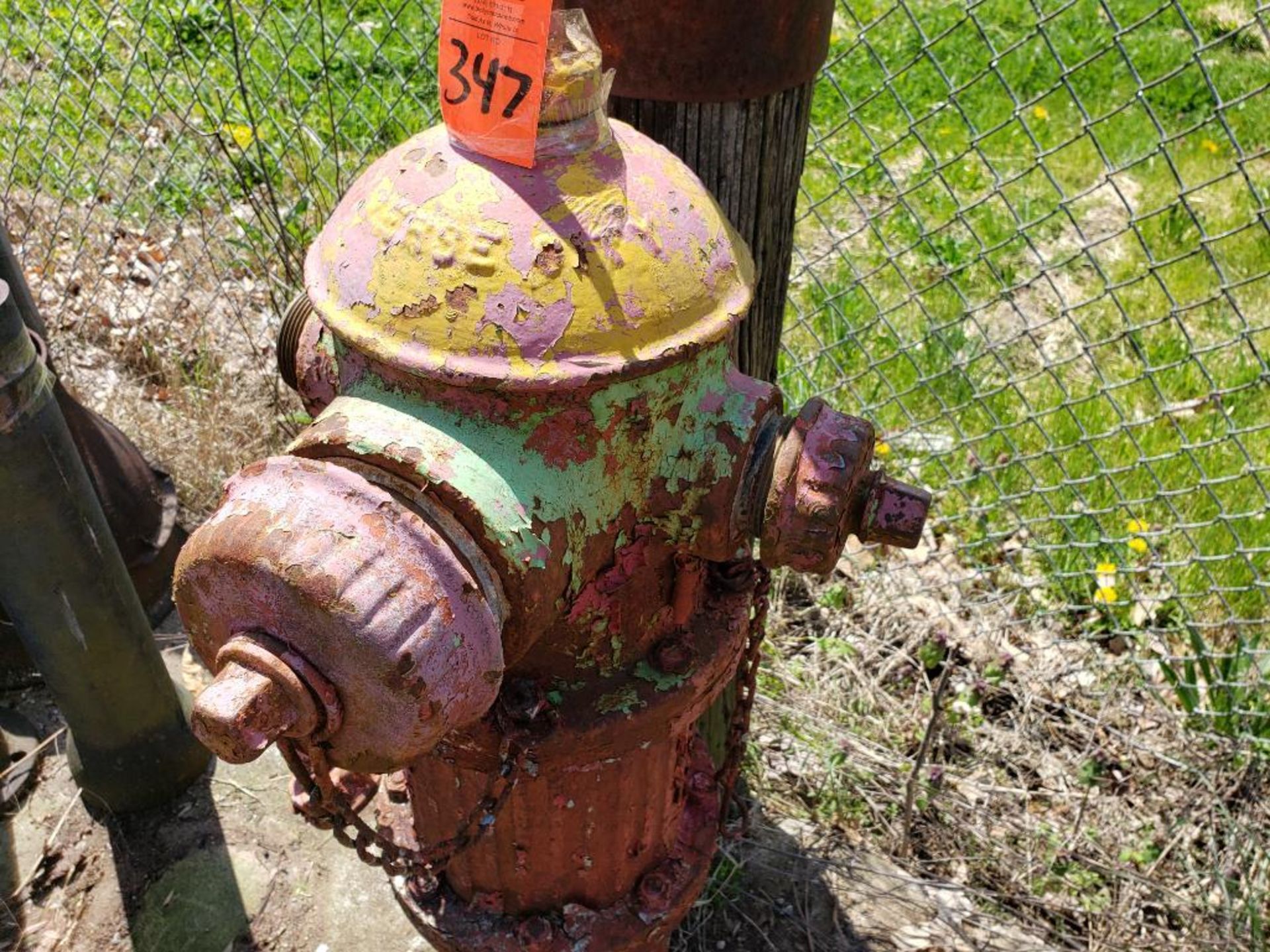Fire hydrant. - Image 2 of 5