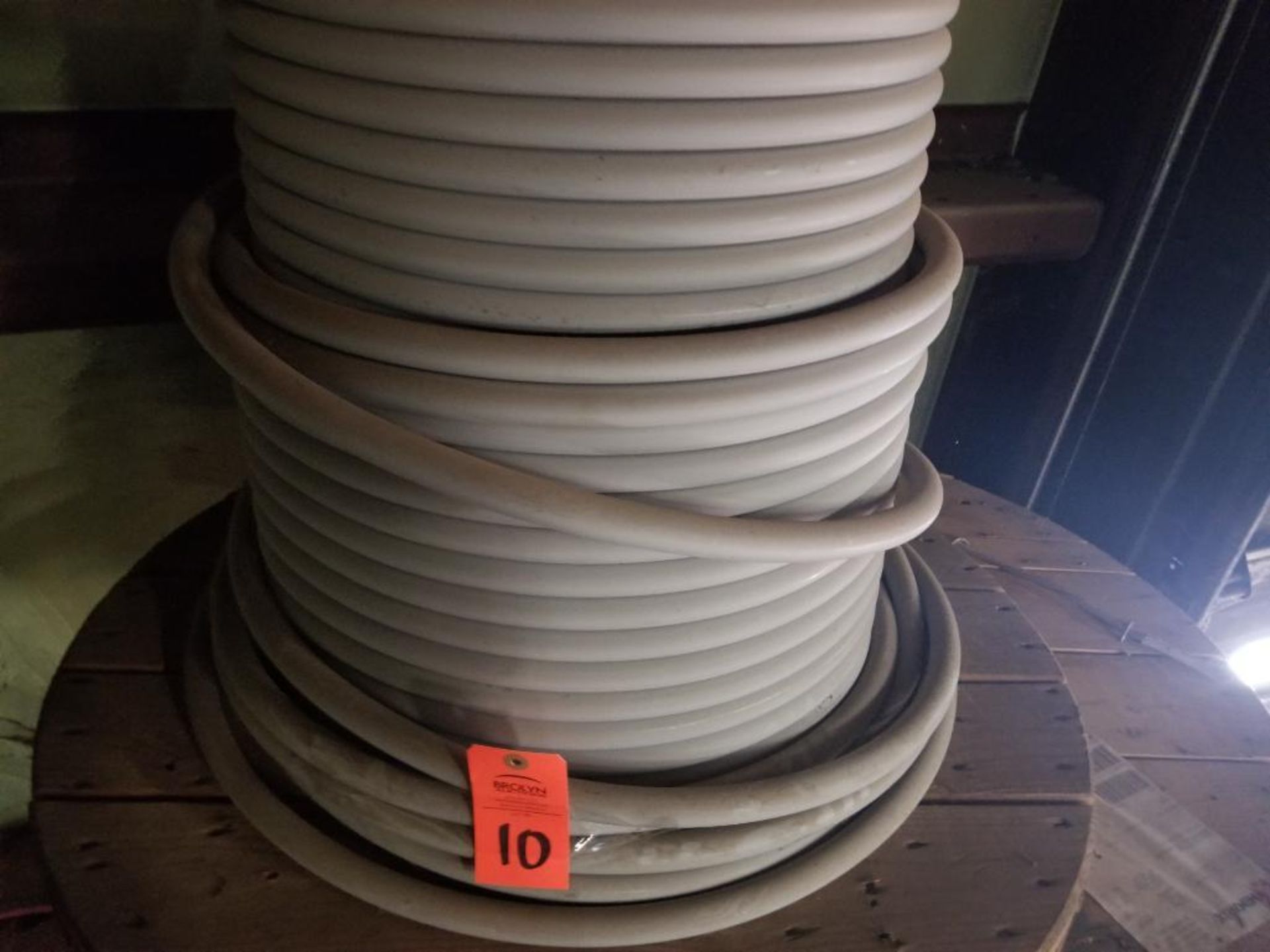 Spool of 15kV Hendrick spacer cable system wire 336, AAC-19X-PACT-15kV-75-3lyr. - Image 3 of 3