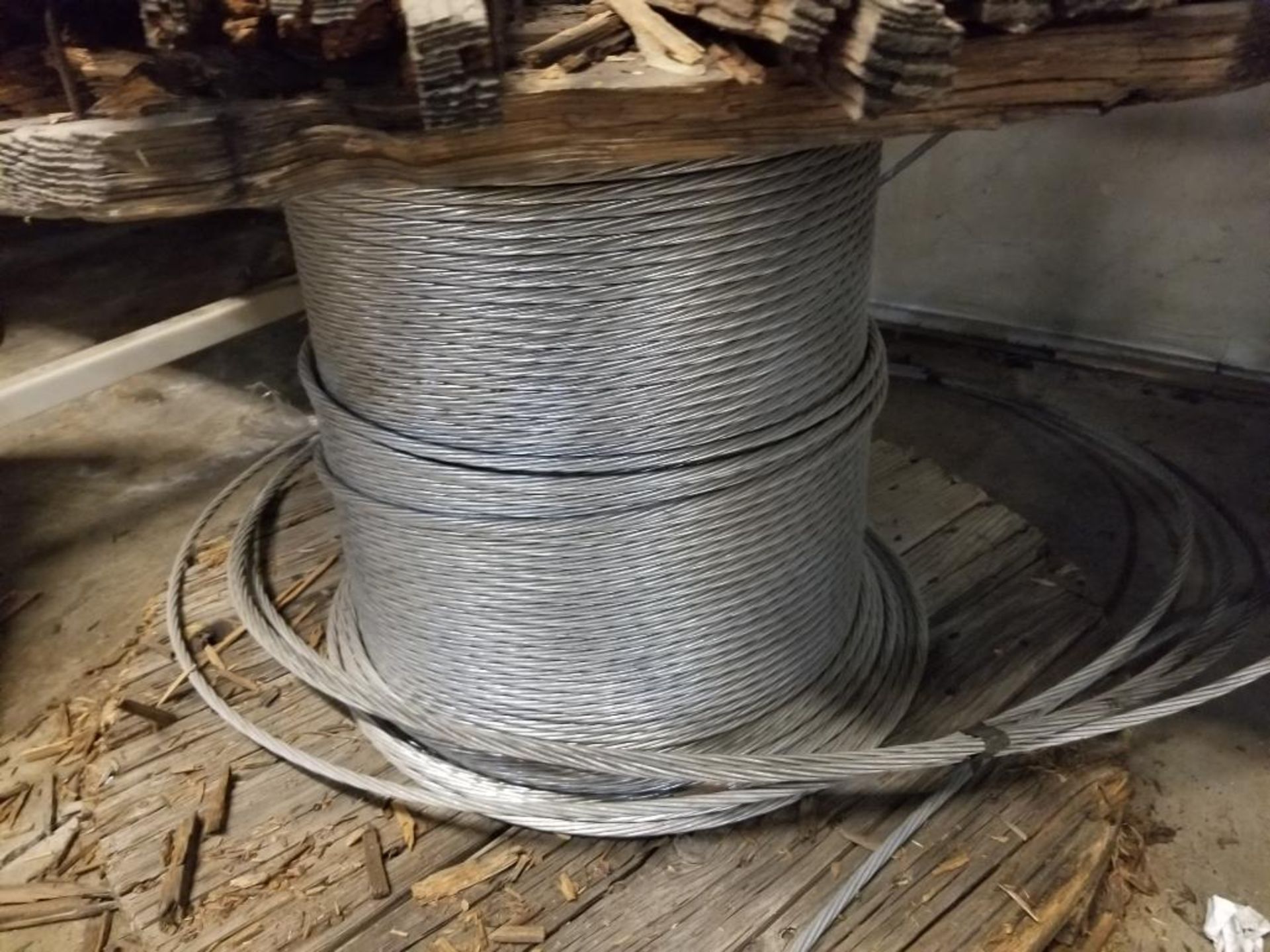 Spool of bare wire. - Image 4 of 6