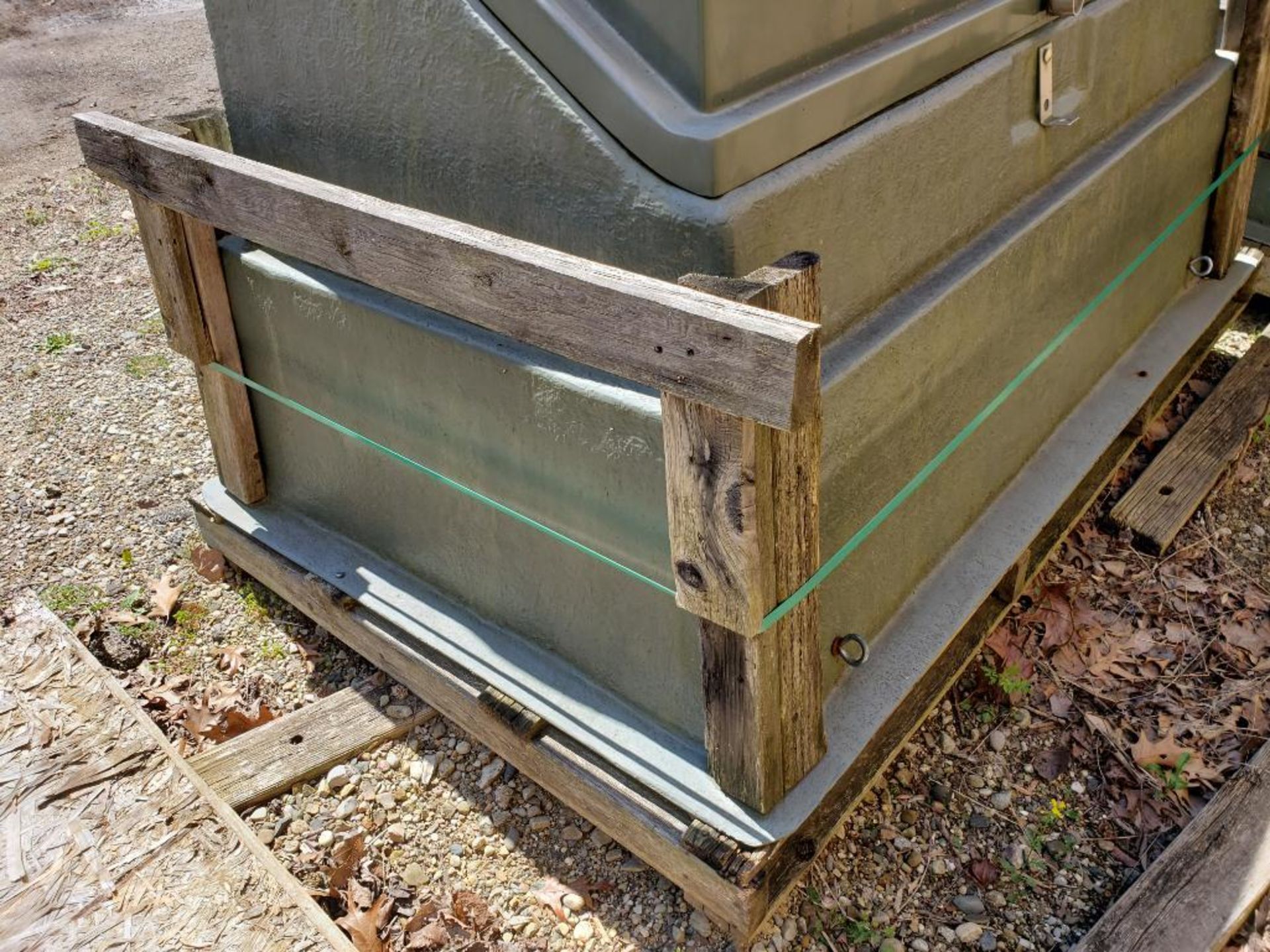 Nordic Utility enclosure. 74in x 46in x 49in. - Image 3 of 7